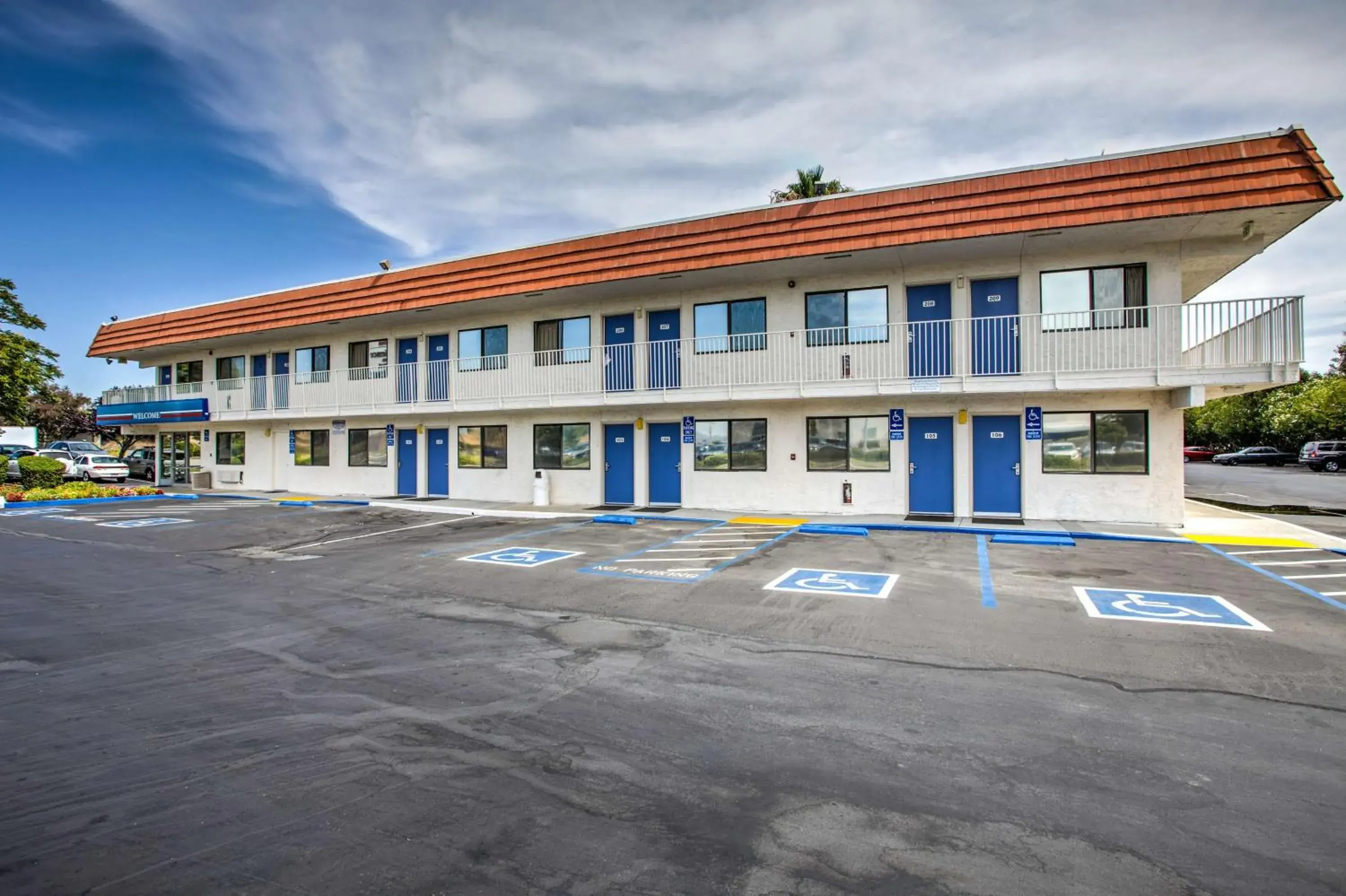 Property Building in Motel 6-Vacaville, CA