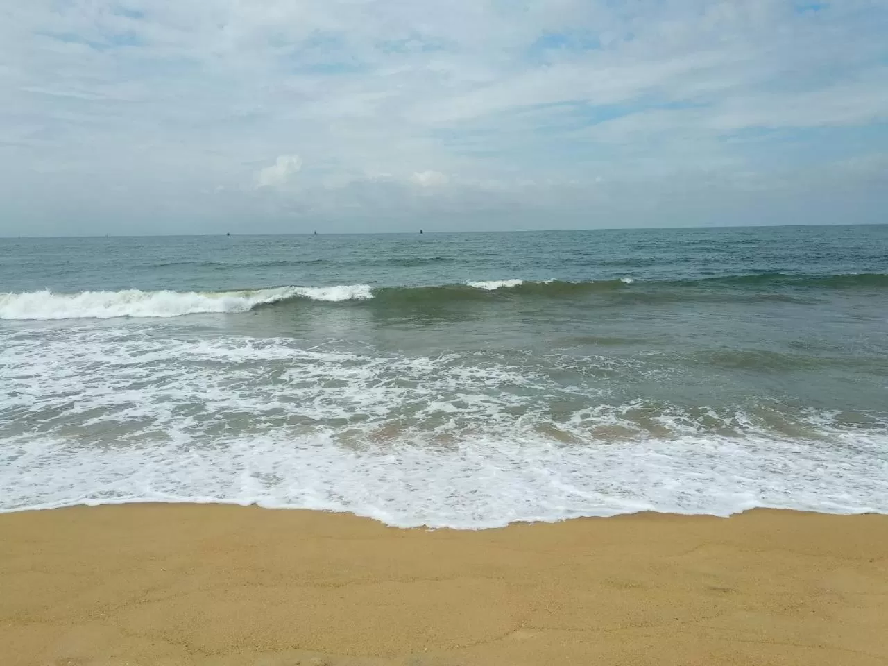Beach in Ocean Gate Negombo