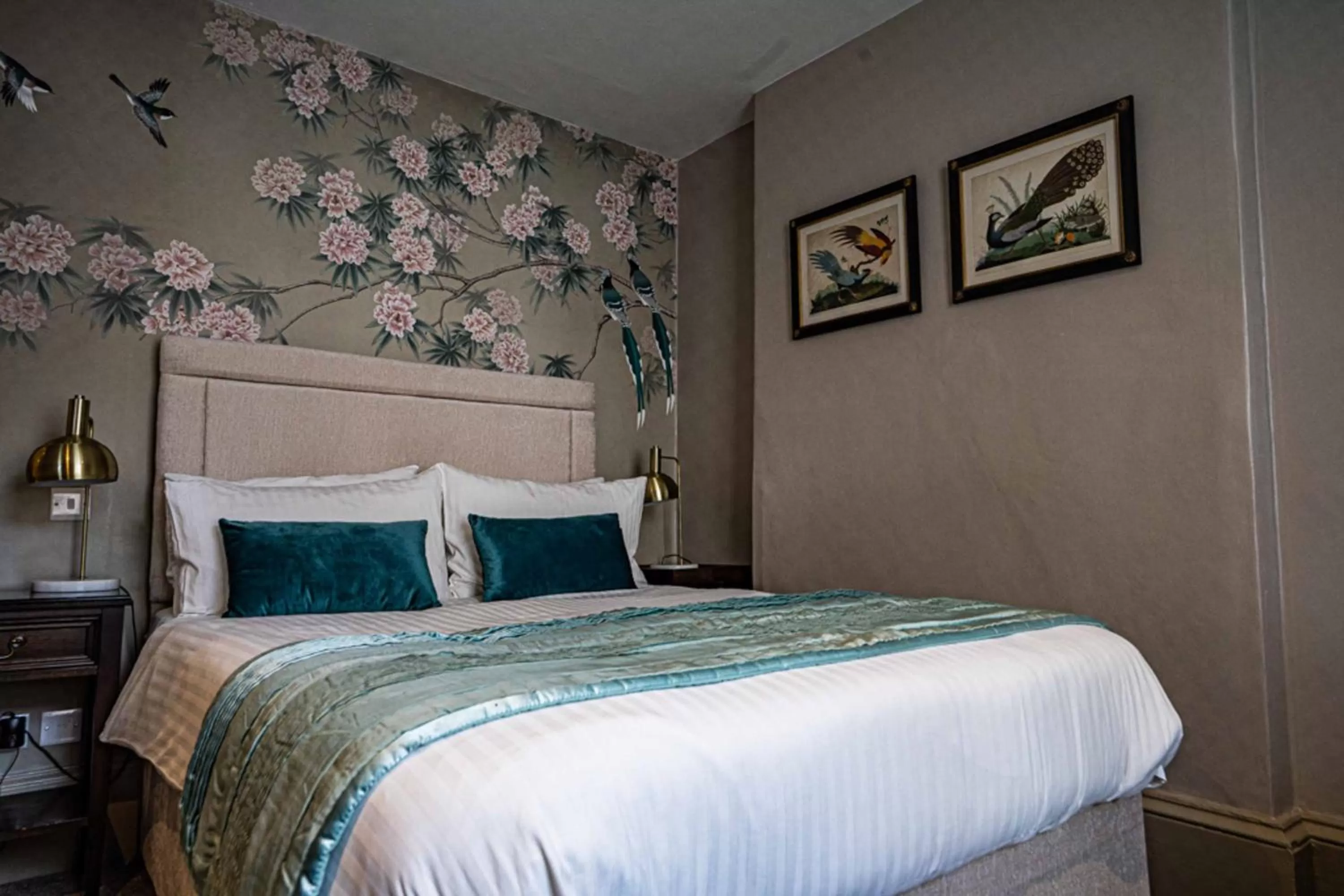 Bedroom, Bed in The Swan Hotel, Wells, Somerset - The Coaching Inn Group