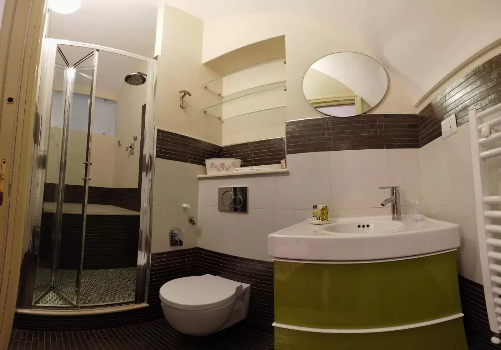 Shower, Bathroom in Residenza delle Grazie