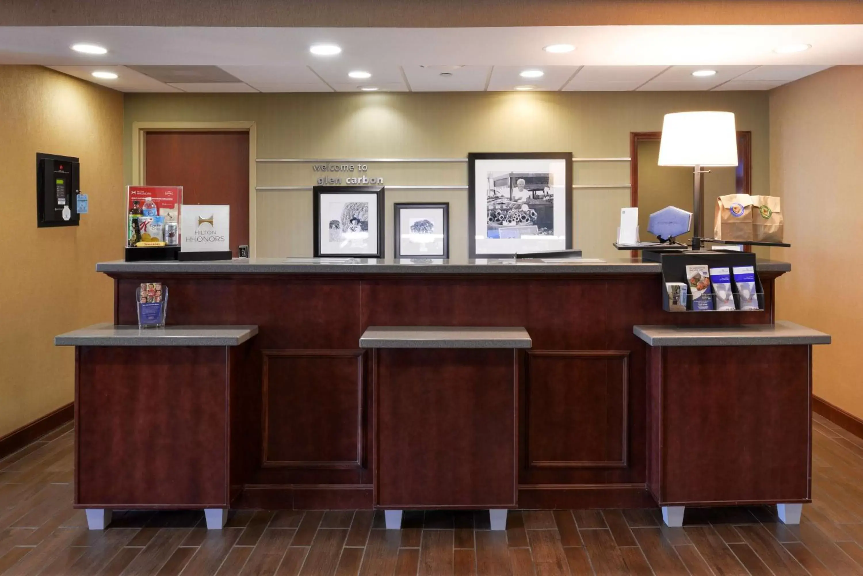 Lobby or reception, Lobby/Reception in Hampton Inn & Suites St. Louis - Edwardsville