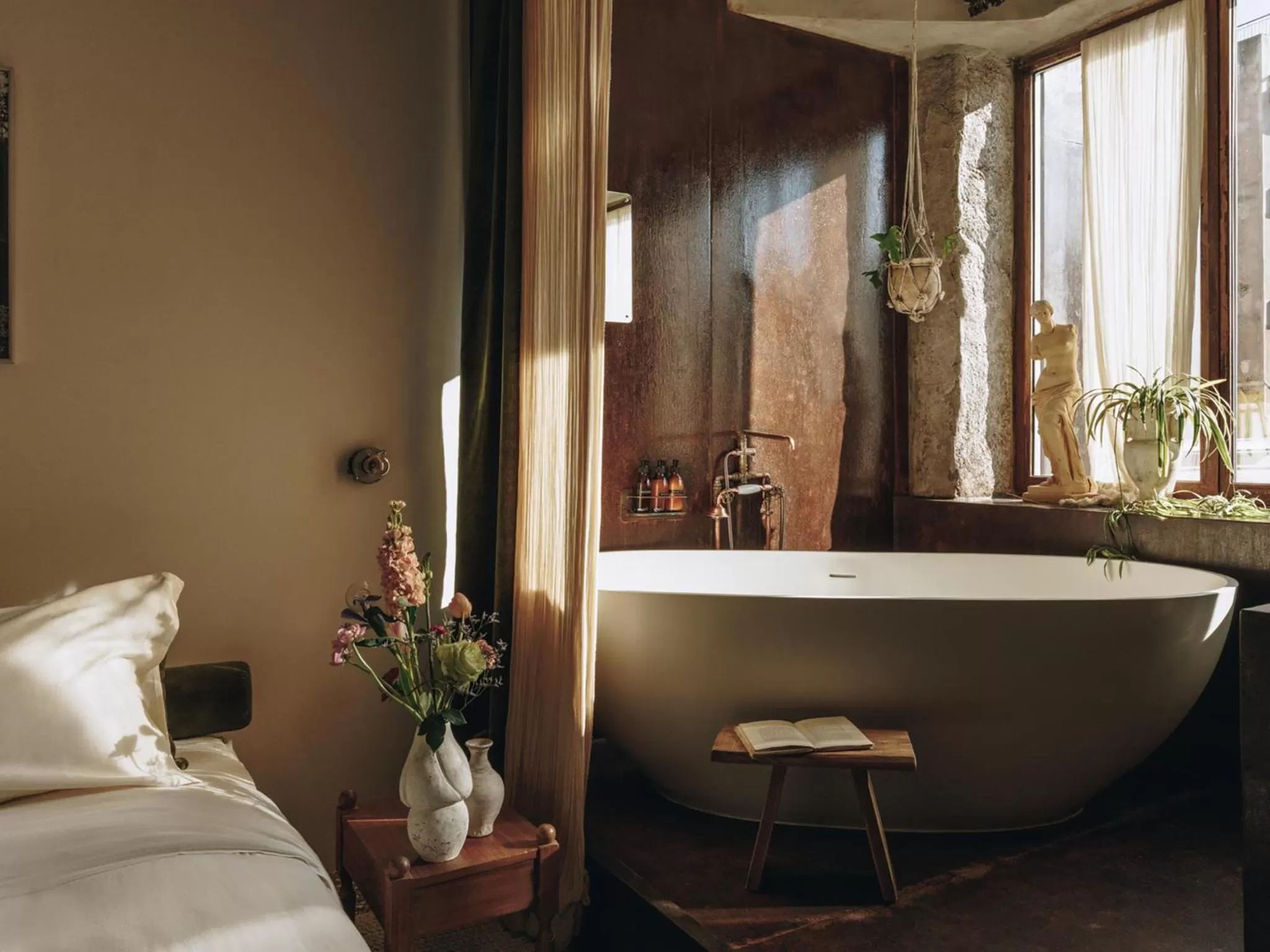 Bathroom, Bed in Mona Athens