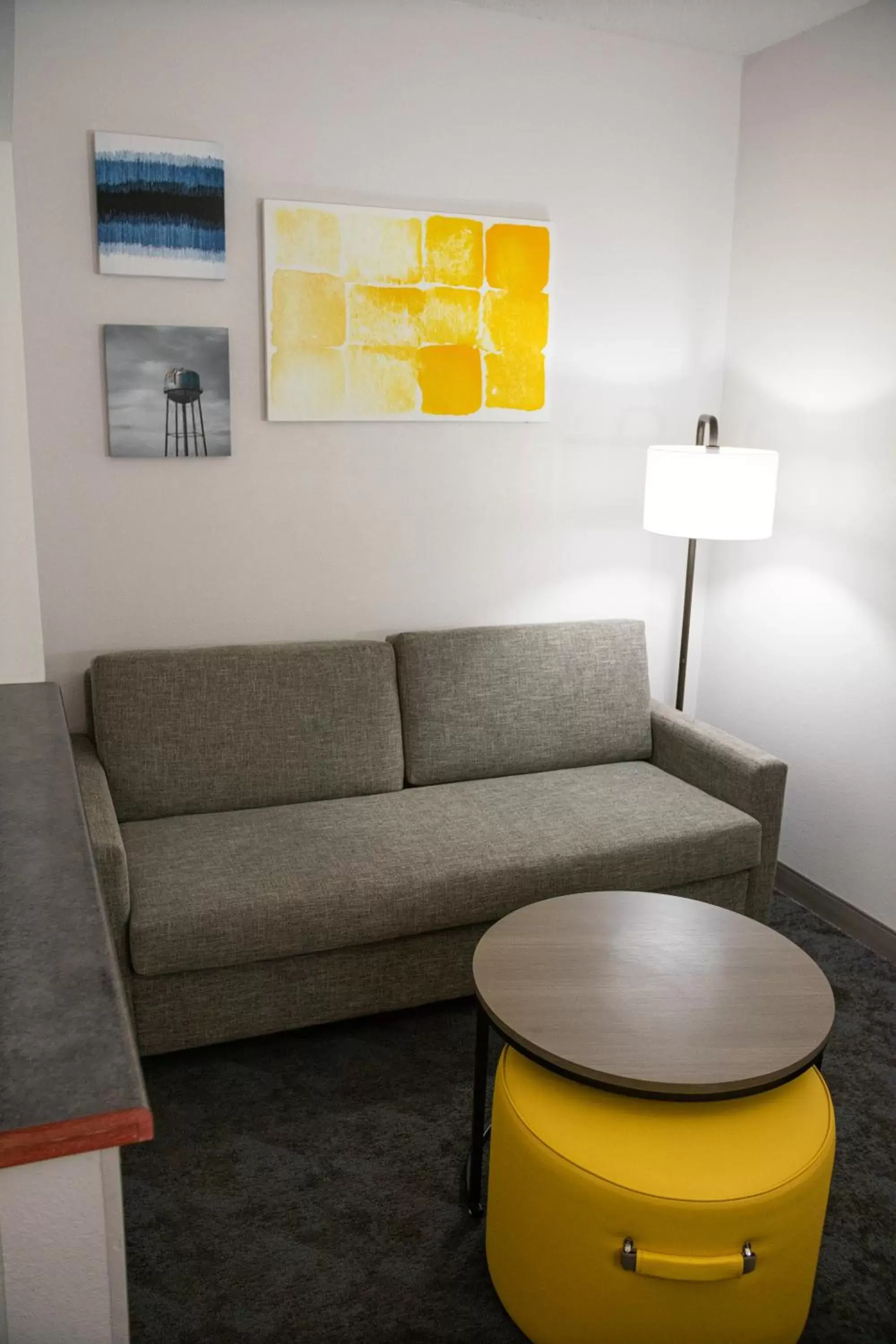 Living room, Seating Area in Comfort Inn Sioux City South