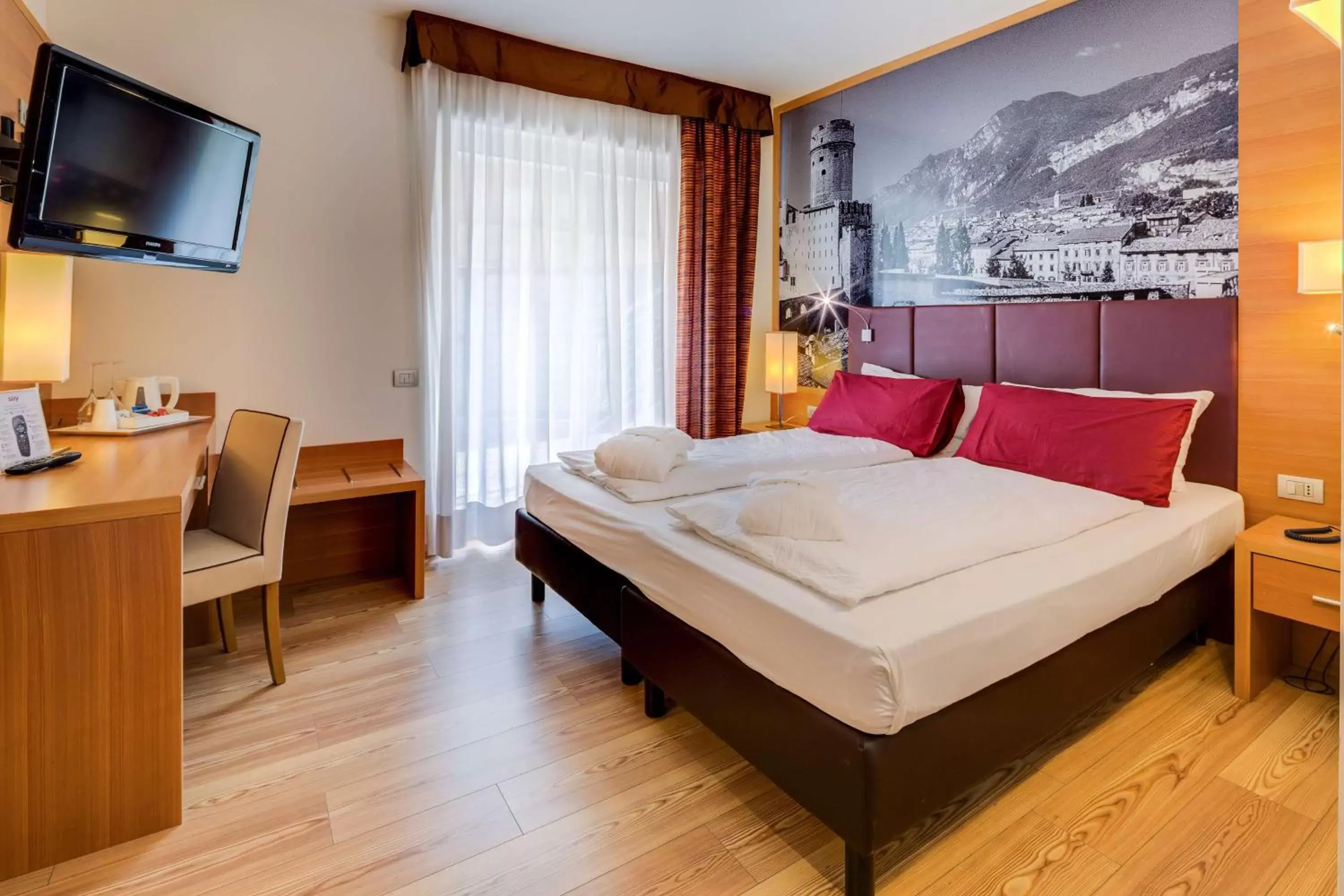 Photo of the whole room, Bed in Best Western Hotel Adige