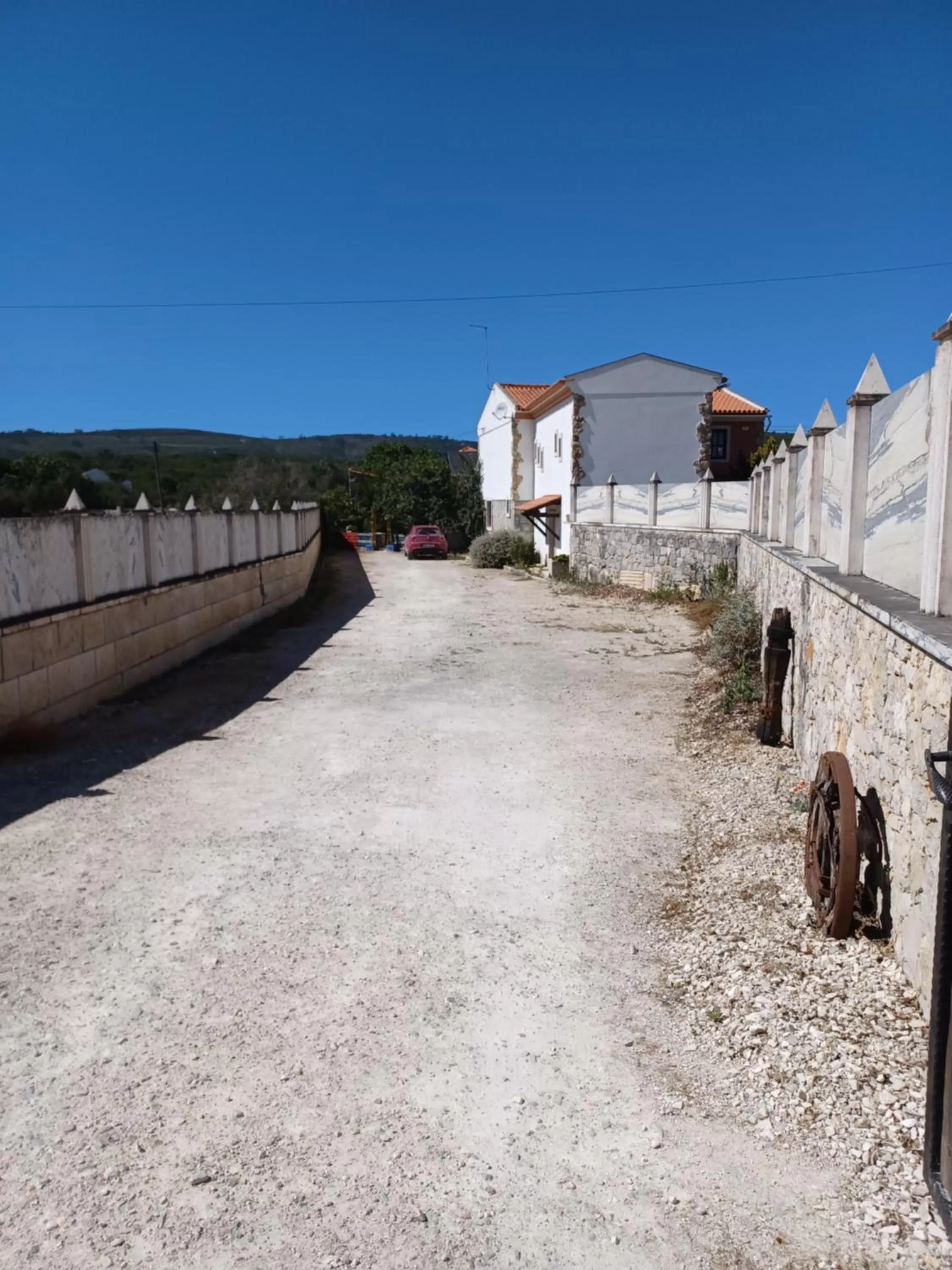 Parking in Refúgio das Artes Guesthouse
