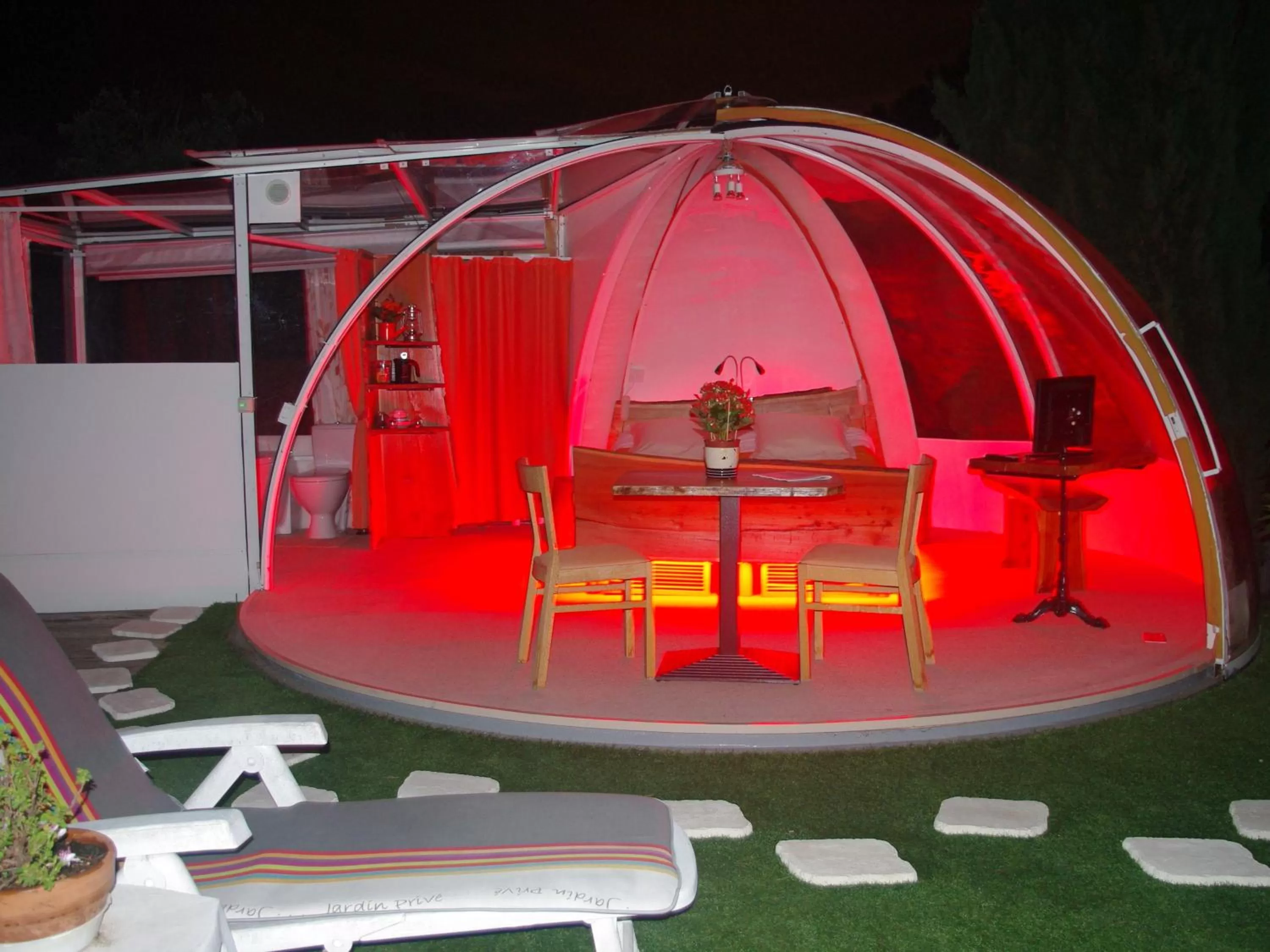 Bedroom in Les Chambres d'Hotes au Bois Fleuri