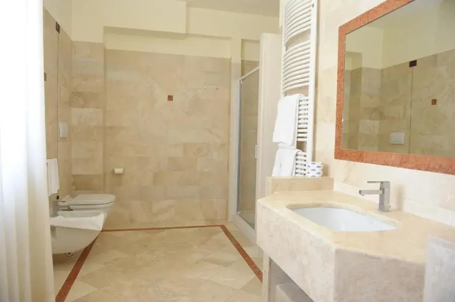 Bathroom in Hotel Svevo