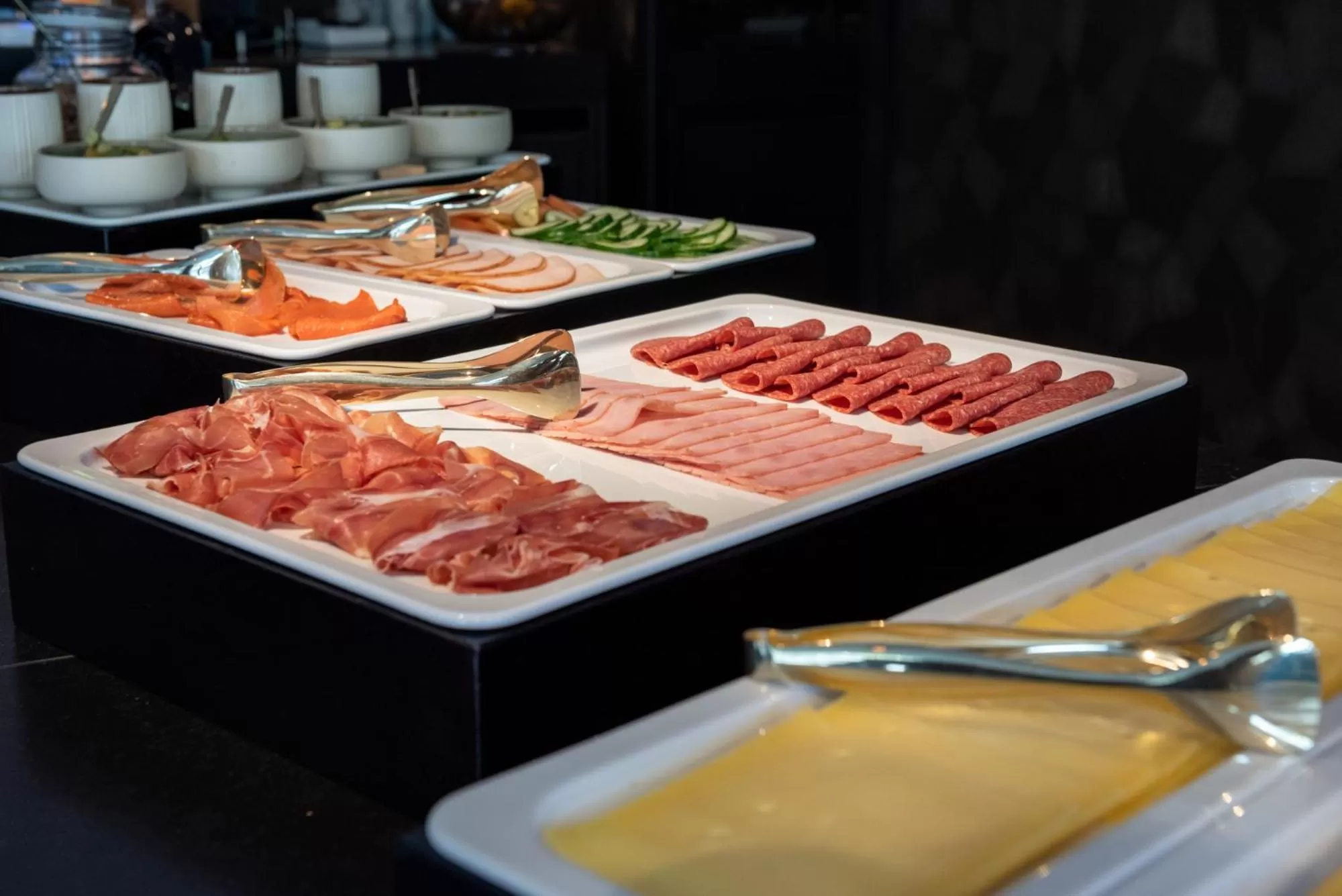 Restaurant/places to eat in Le Marin Hotel Rotterdam City - Handwritten Collection