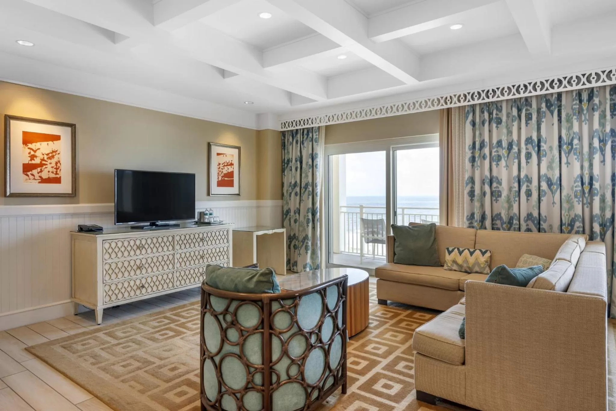 Bedroom, Seating Area in Omni Amelia Island Resort