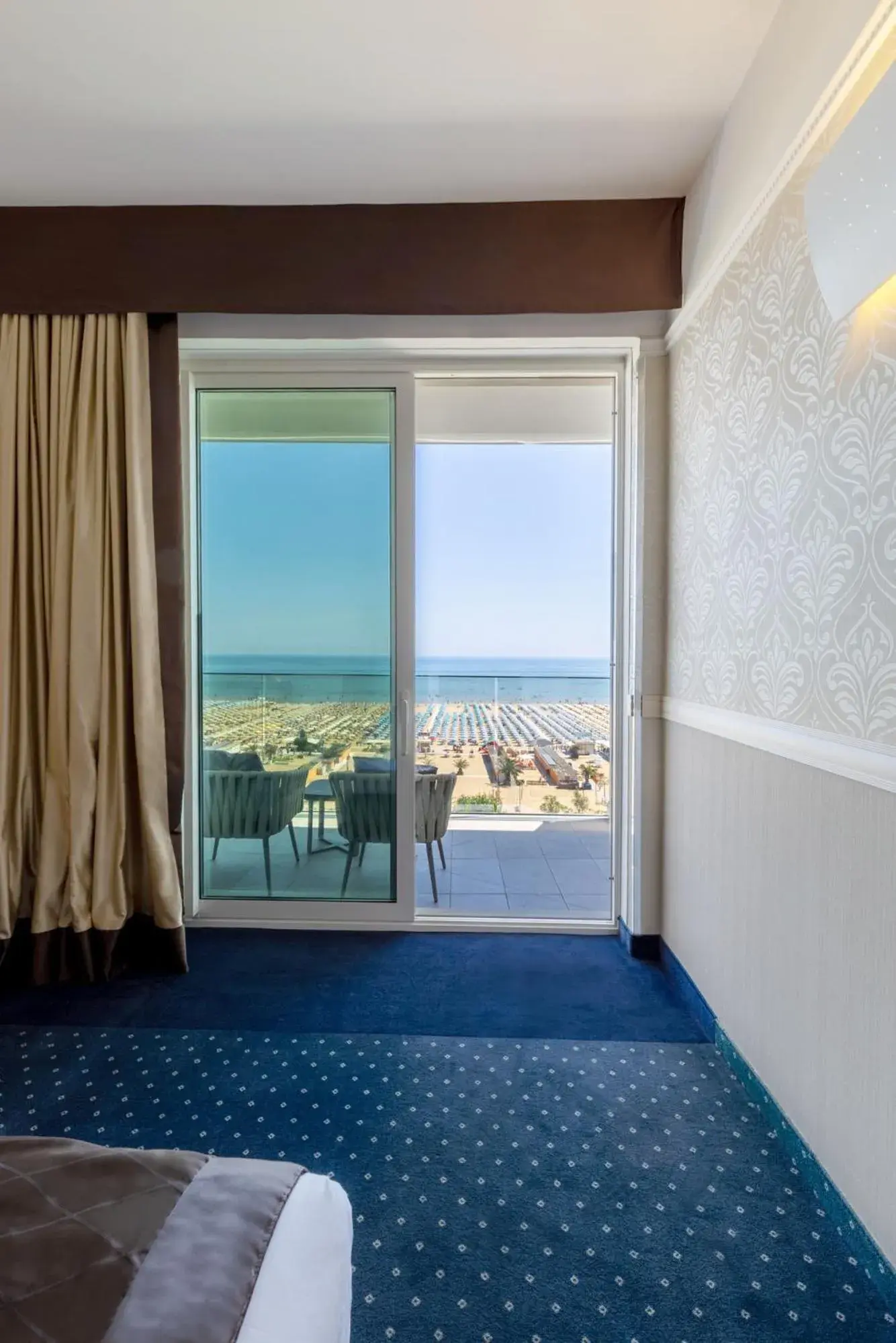 Bedroom, Sea View in Hotel Sporting