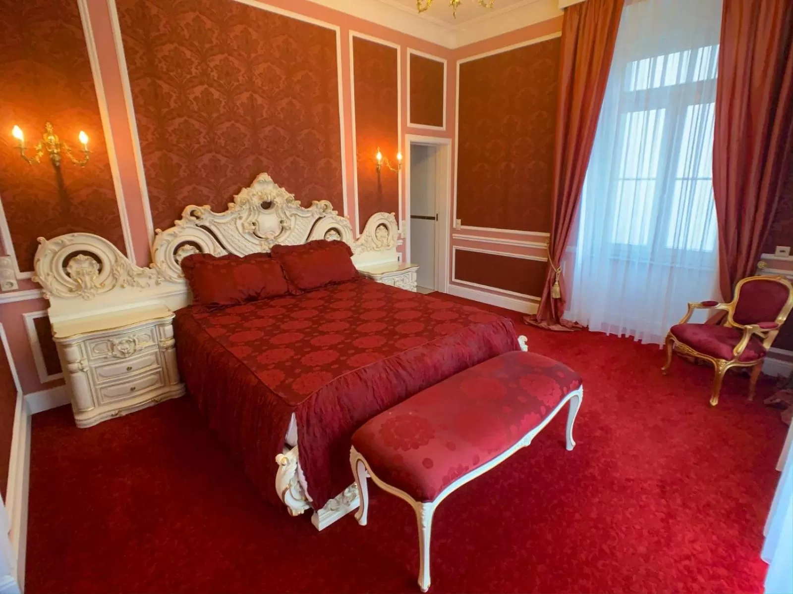Deluxe King Suite in Hotel Monet - Das Kunsthotel an der Lahn