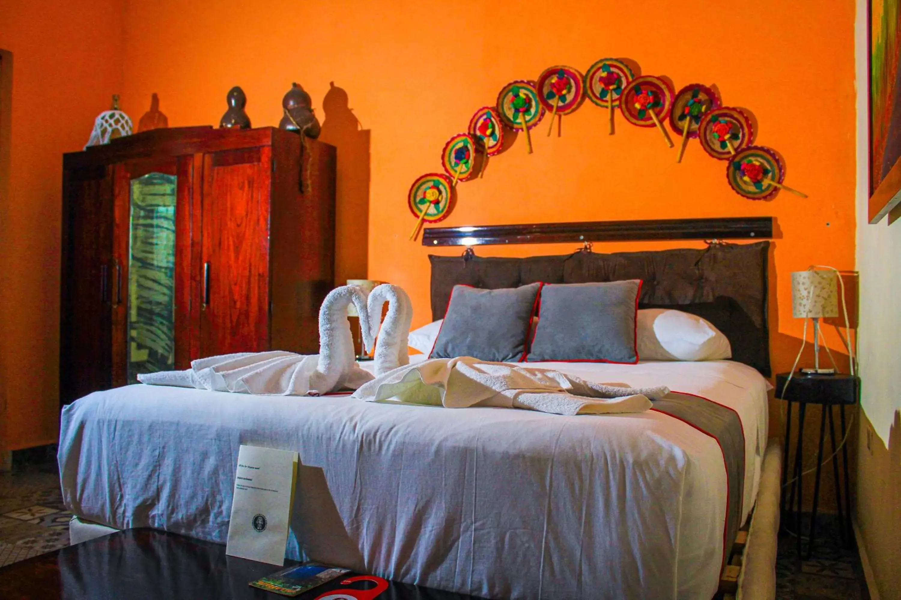 Bed in Casa Aluxes Hotel