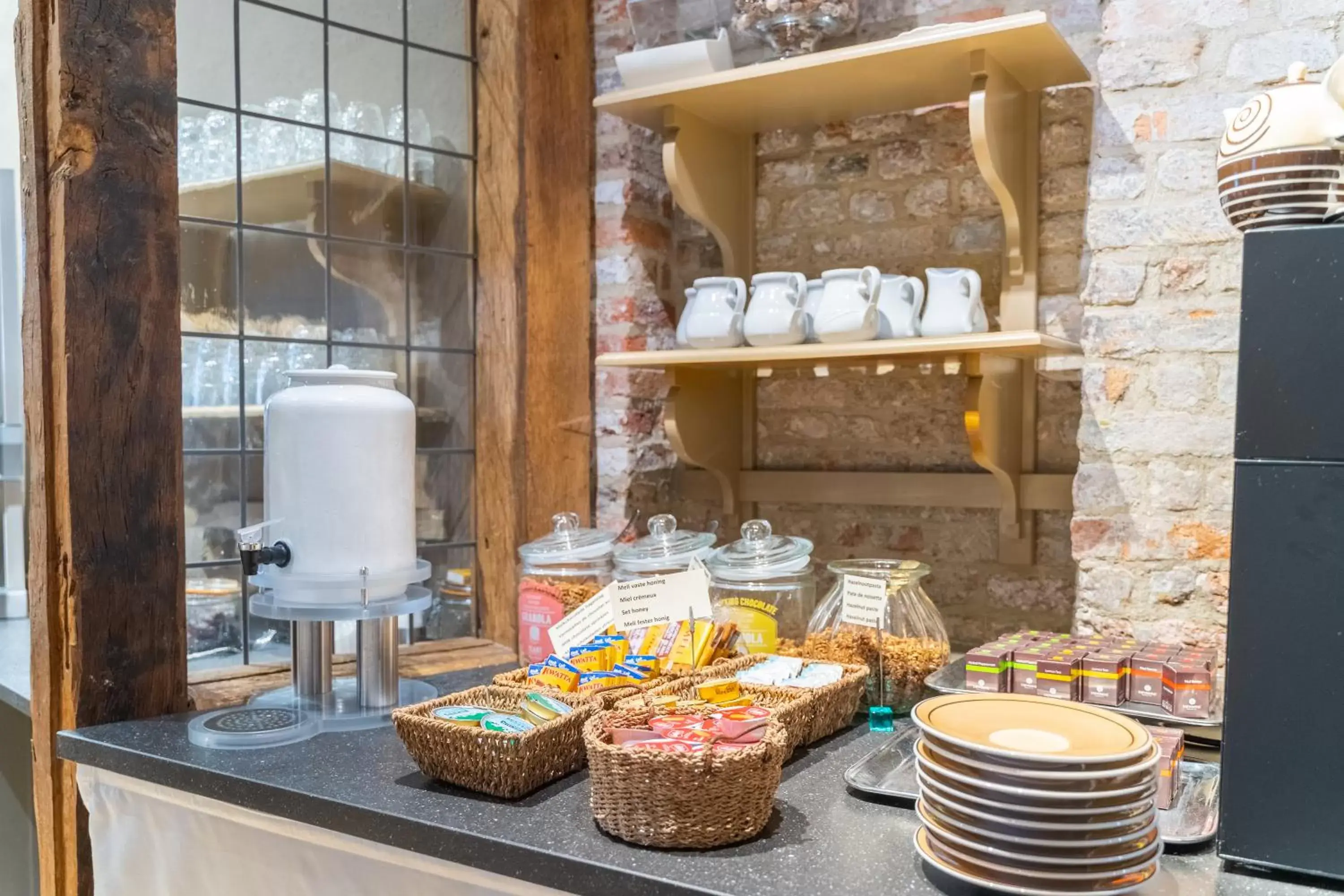 Buffet breakfast, Food in Hotel Ter Brughe by CW Hotel Collection
