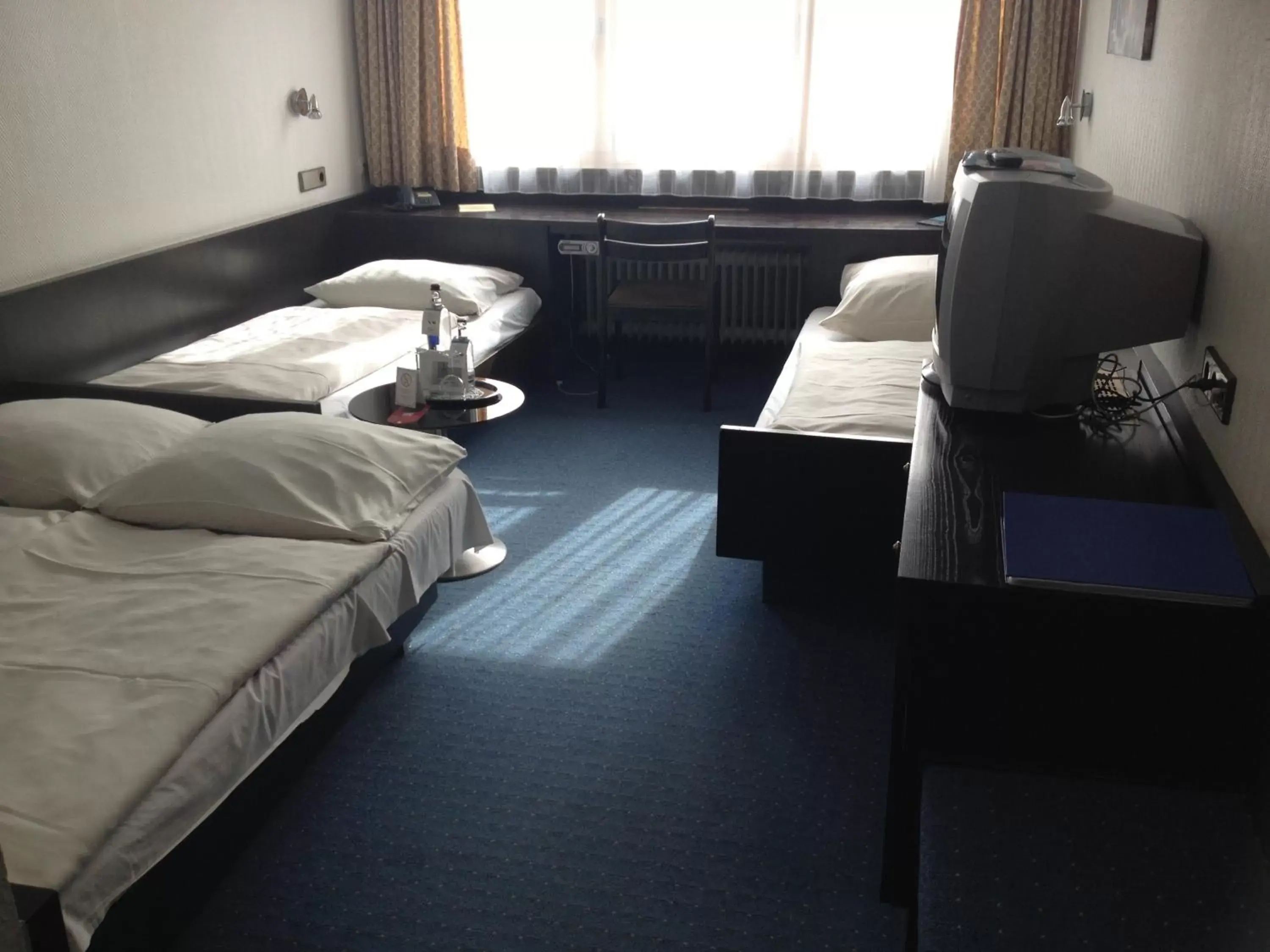 Photo of the whole room, Bed in Hotel Rheinlust