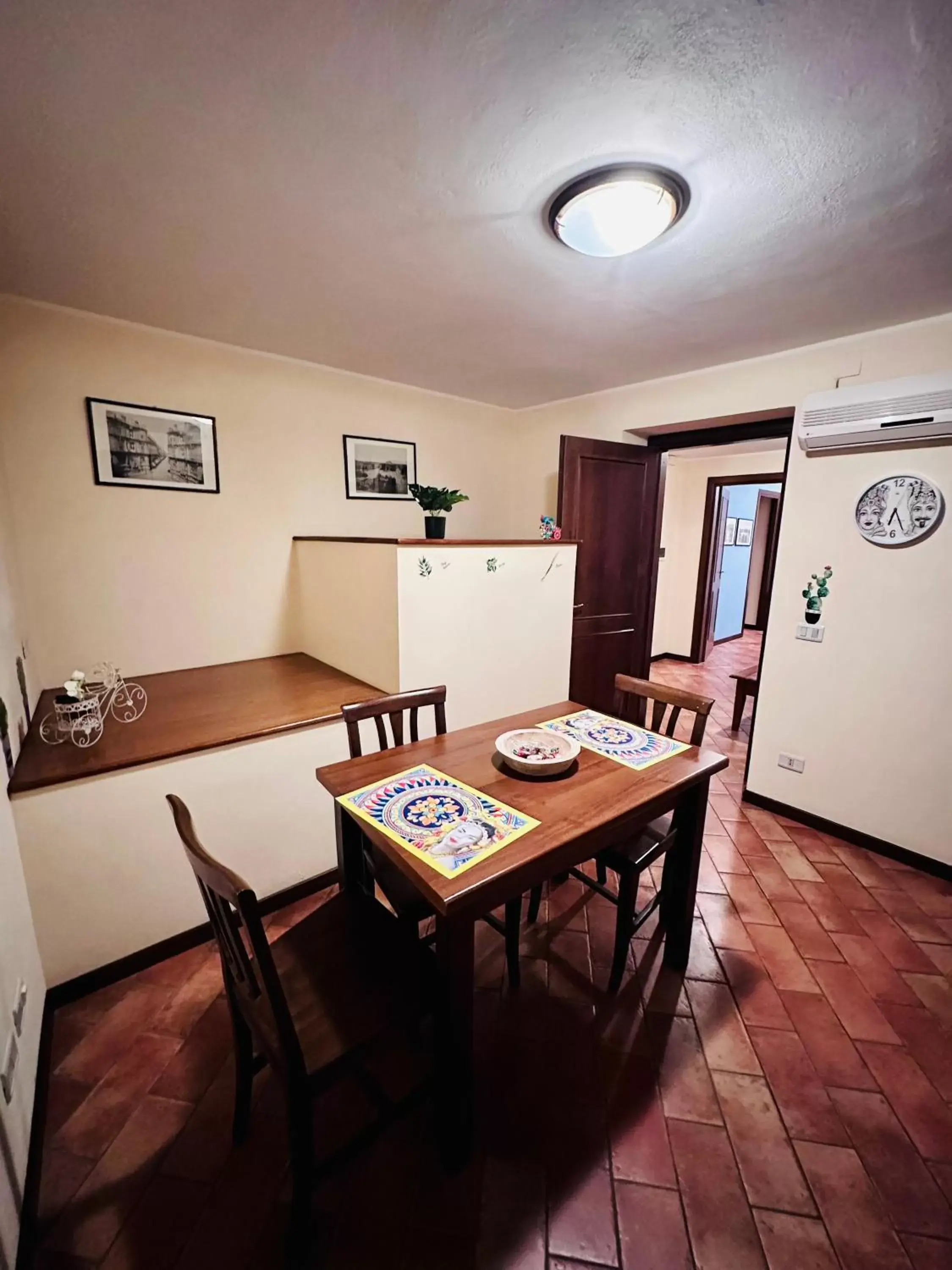 Dining Area in Cuore di Palermo