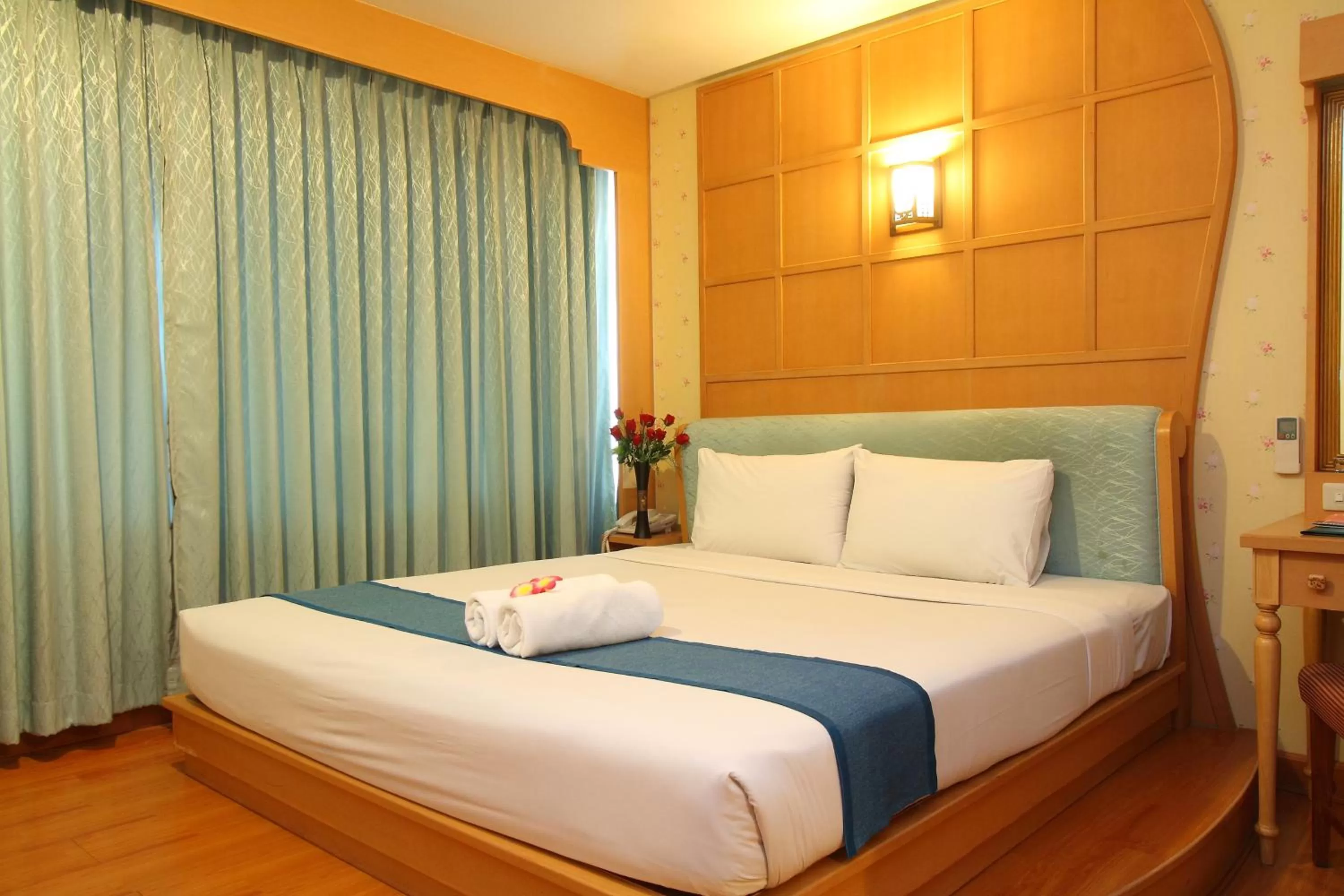 Bed in Silom Avenue Inn