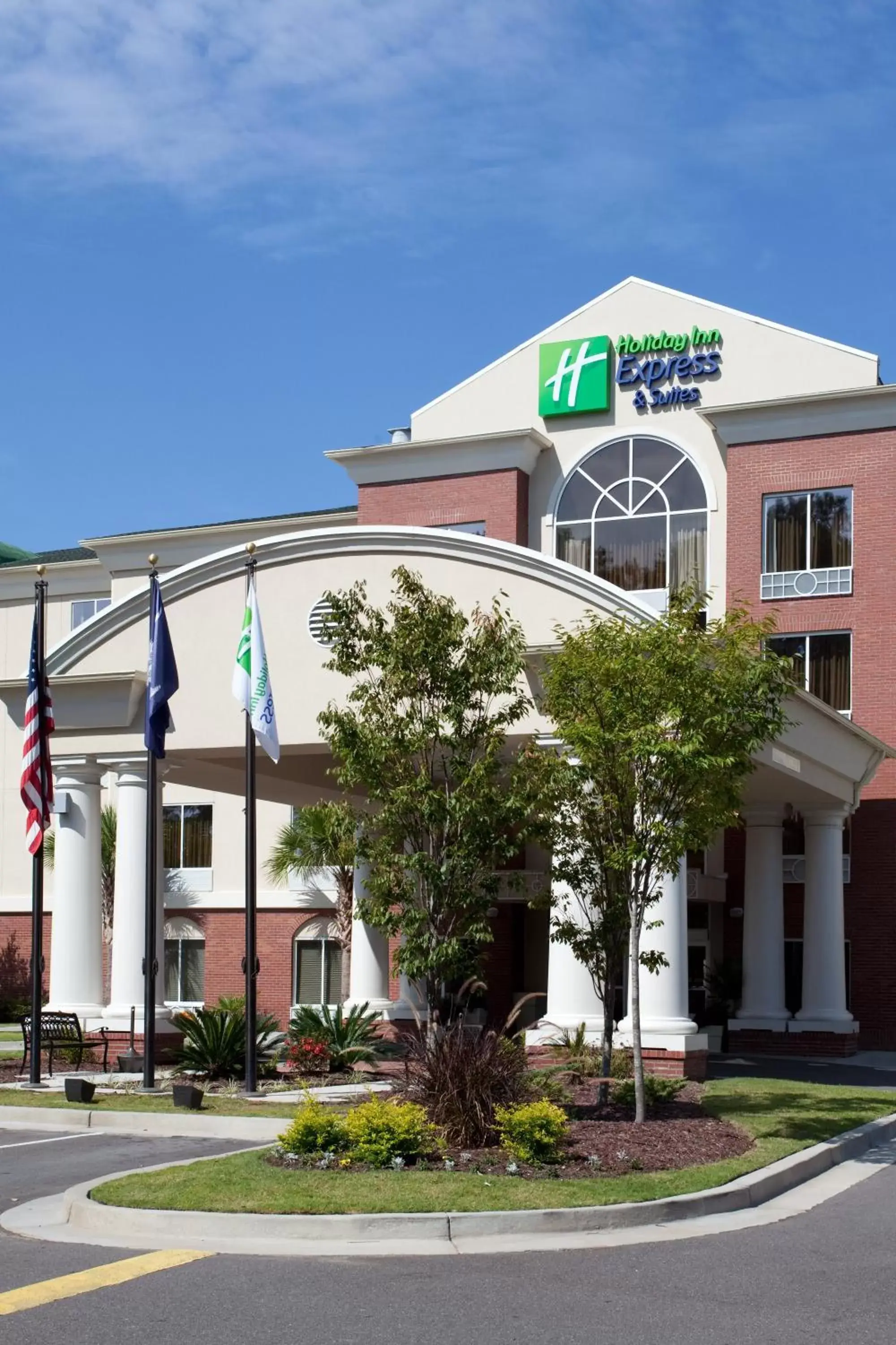 Property Building in Holiday Inn Express Hotel & Suites Charleston - North, an IHG Hotel