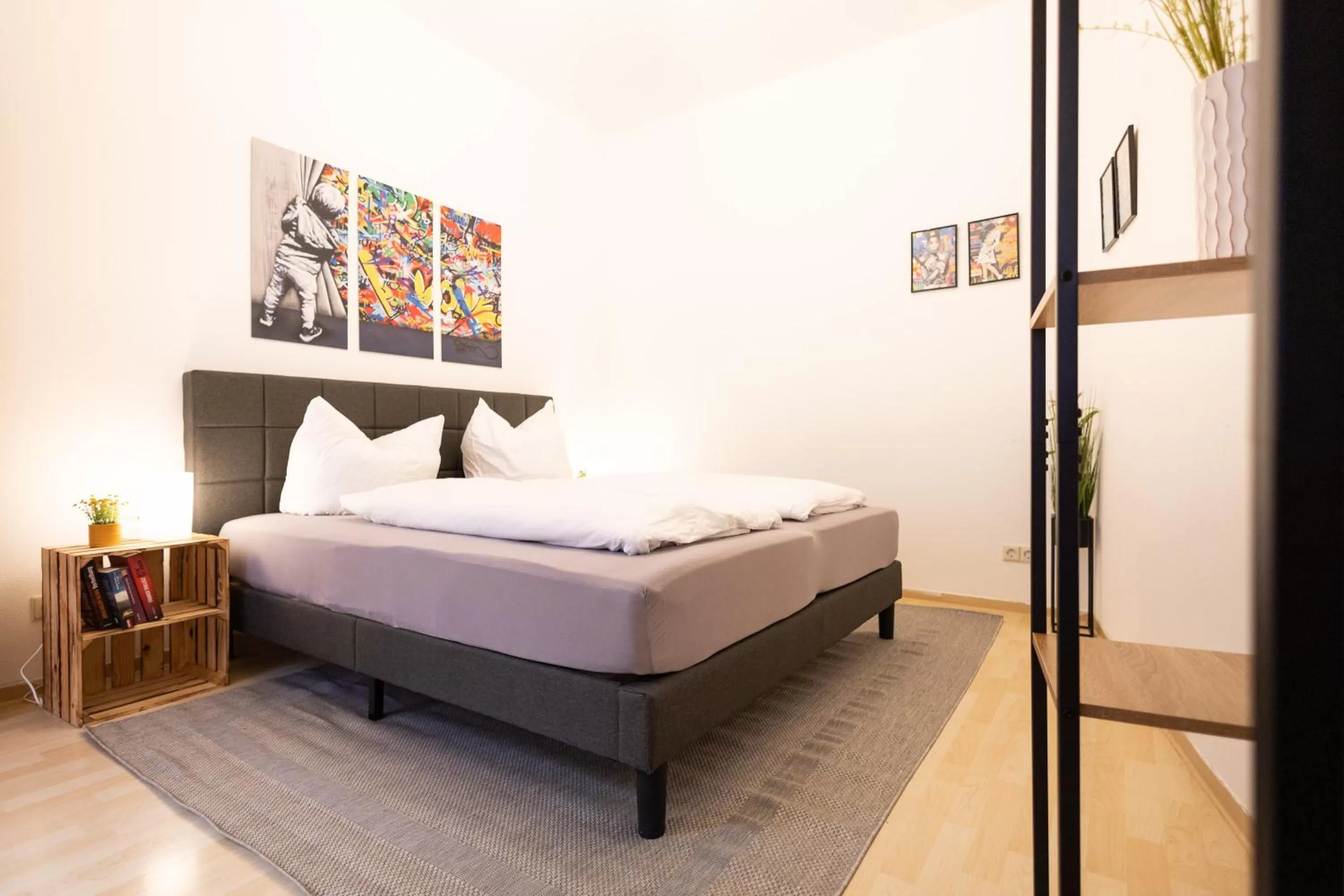 Bed in Apartments an der Oper - Innenstadt - Zentral - Küche - Wifi - Powered by Ko-Living