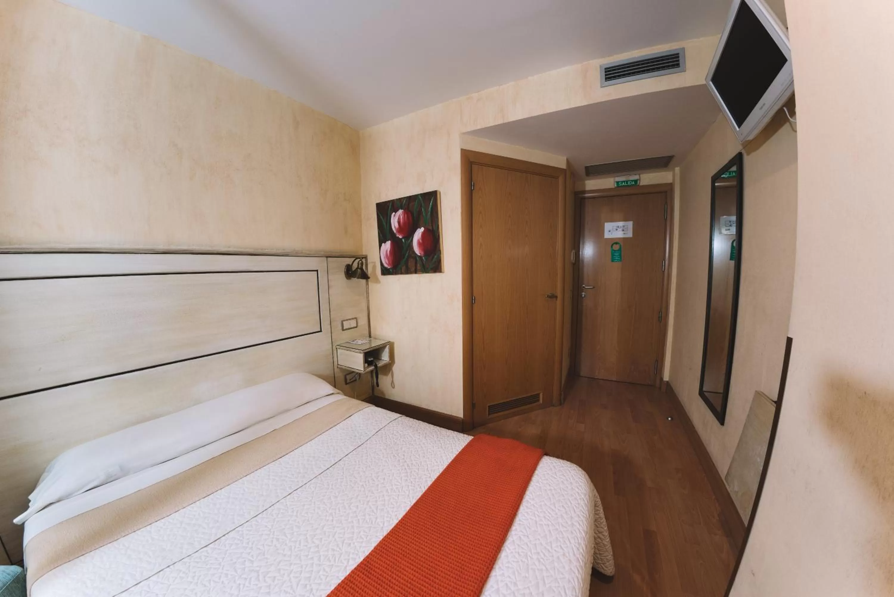 Bed in Hotel Castillo de Javier