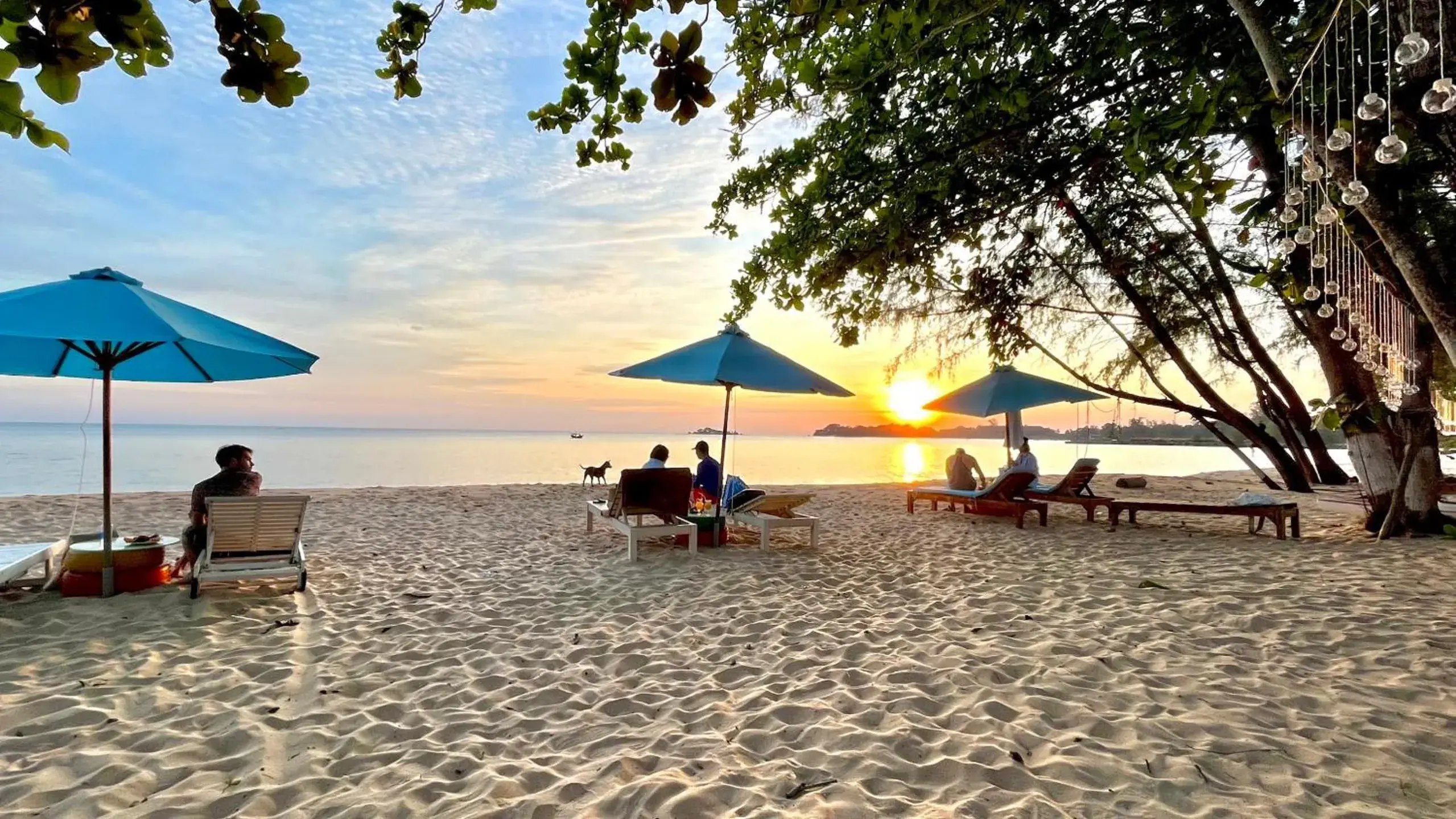 Beach in Vung Bau Resort