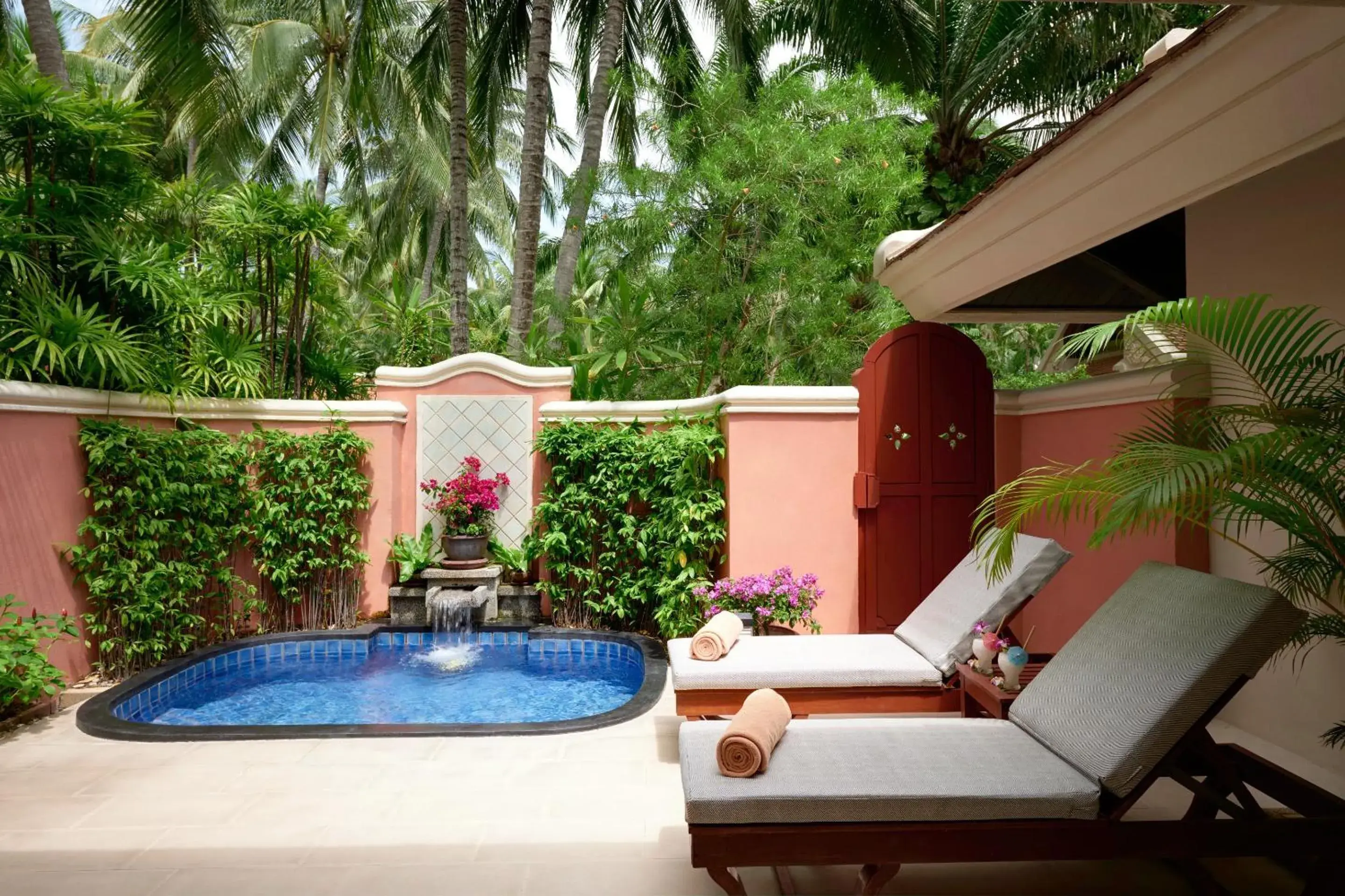 Deluxe Garden Villa with Plunge Pool in Santiburi Koh Samui