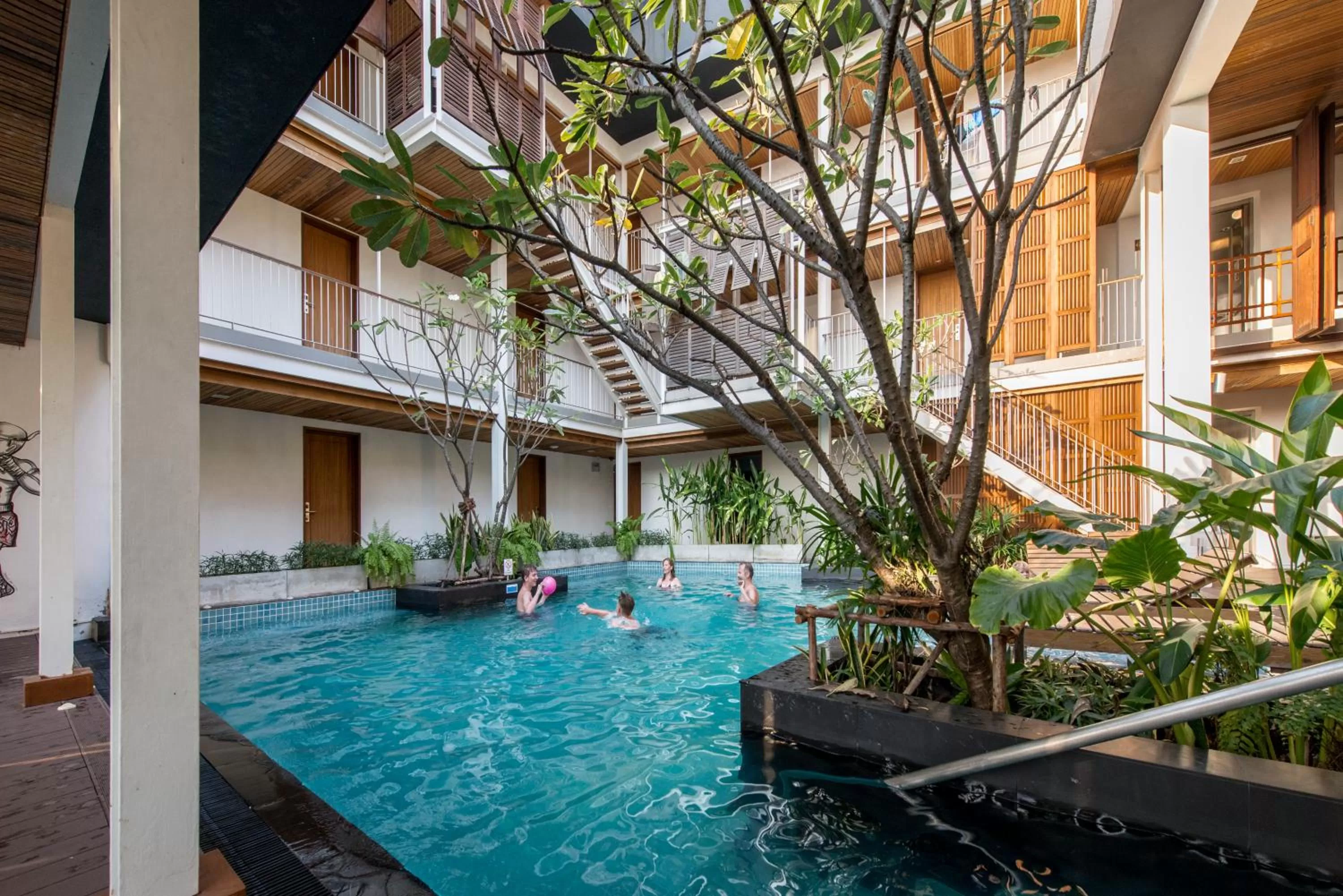 Swimming pool in Nanda Heritage Hotel