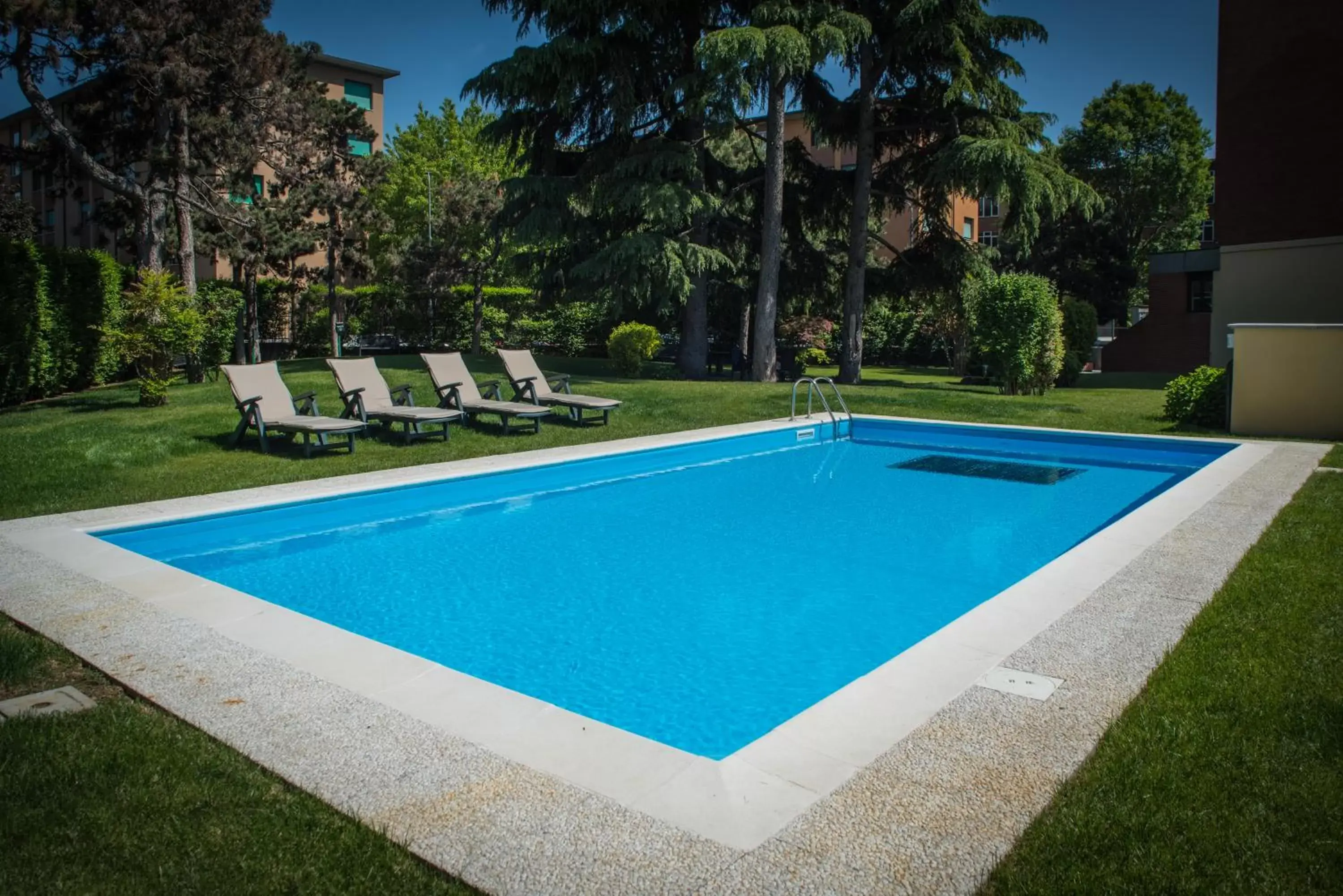 Activities, Swimming Pool in Corvetto Residence Porto Di Mare