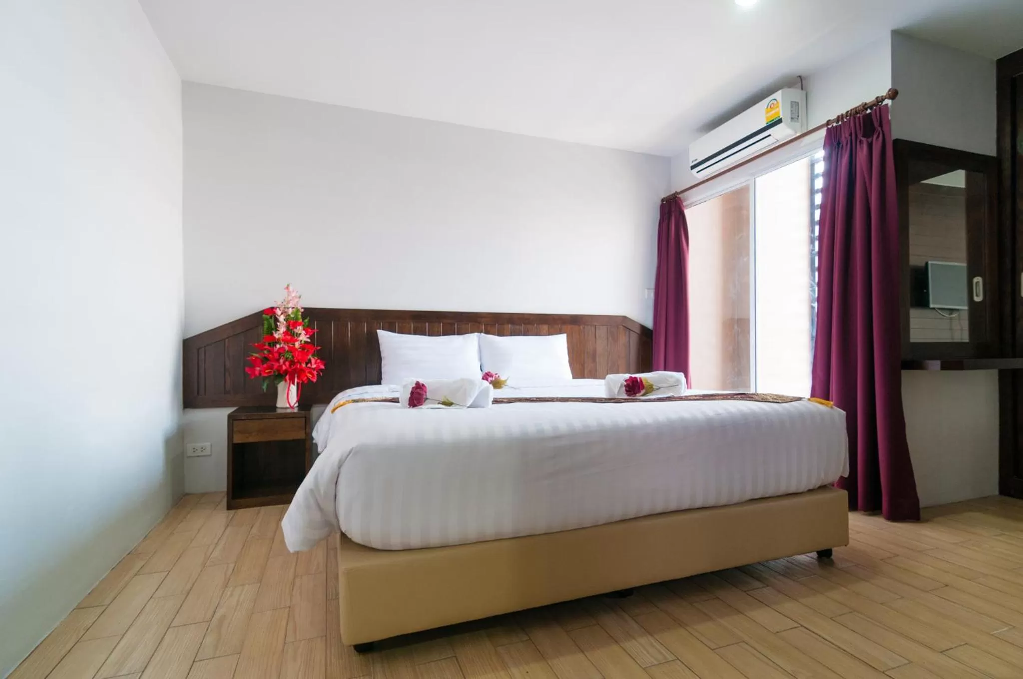 Bed in The Chateau Chiangmai Residence