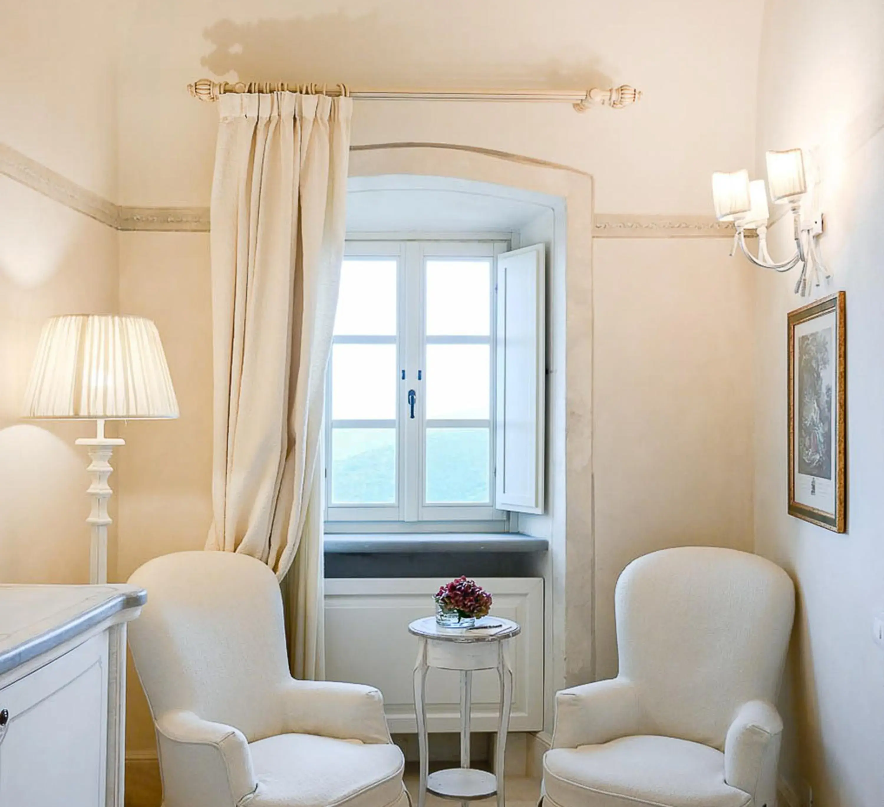Bedroom, Seating Area in Monastero Di Cortona Hotel & Spa