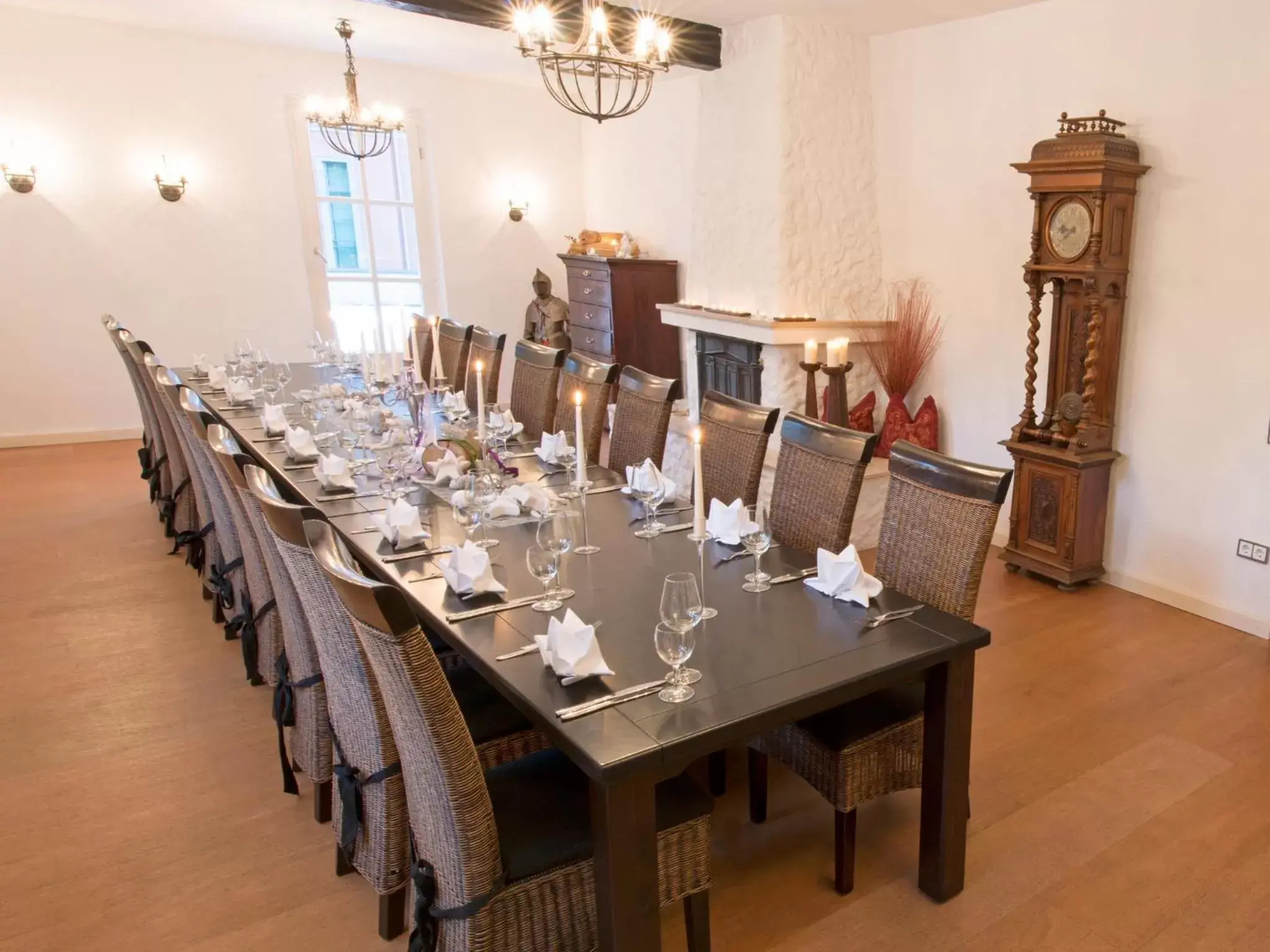 Meeting/conference room, Restaurant/Places to Eat in DORMERO Schlosshotel Reichenschwand