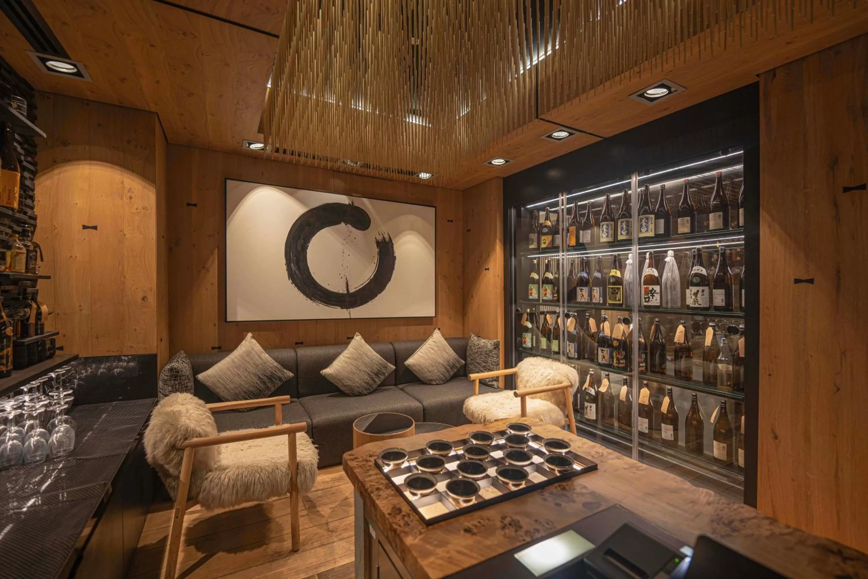 Restaurant/places to eat in Hyatt Regency Dubai - Corniche