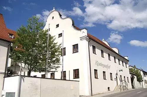 Property Building in Hotel Klostergasthof