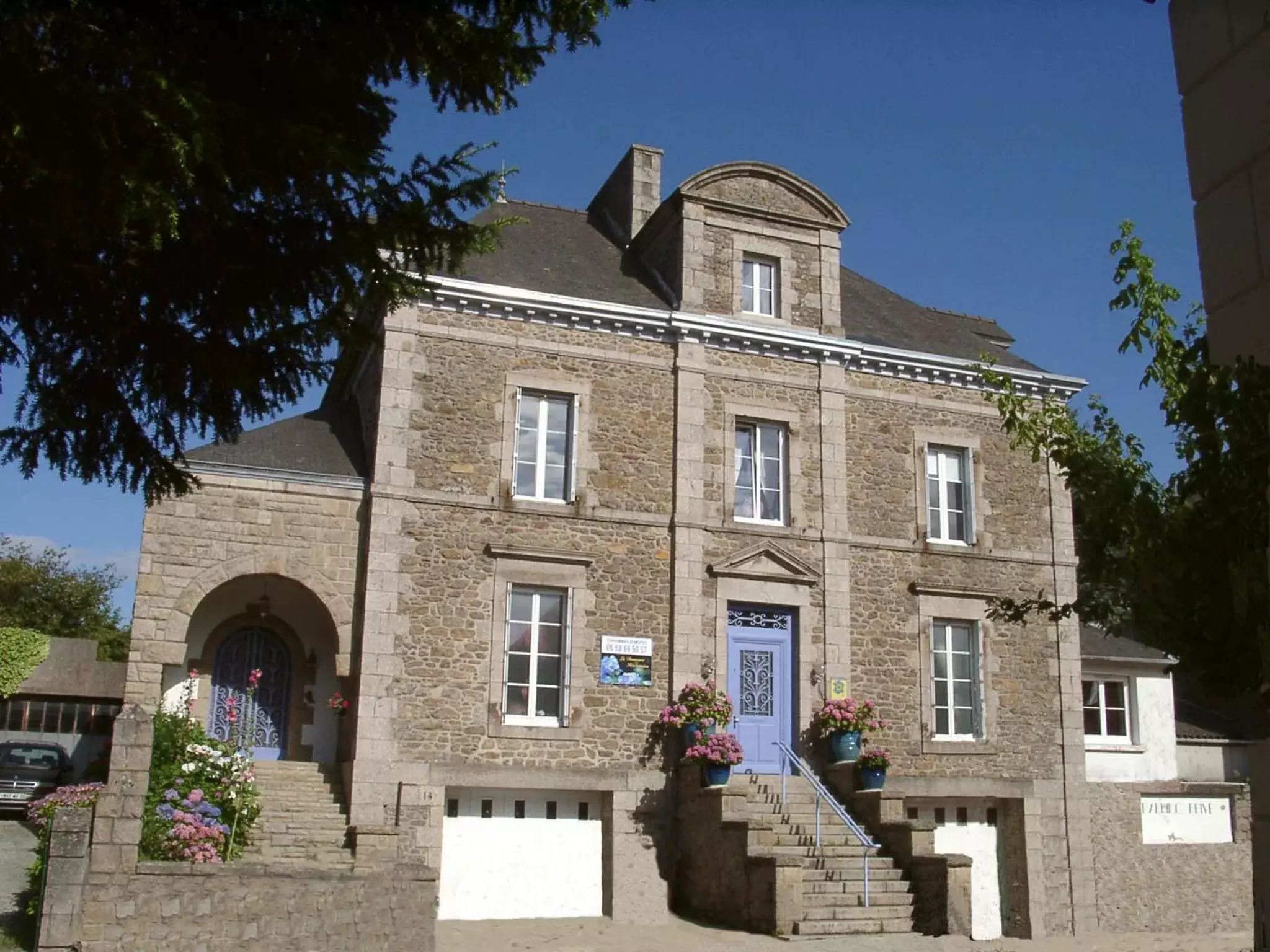Facade/entrance, Property Building in La Demeure aux Hortensias