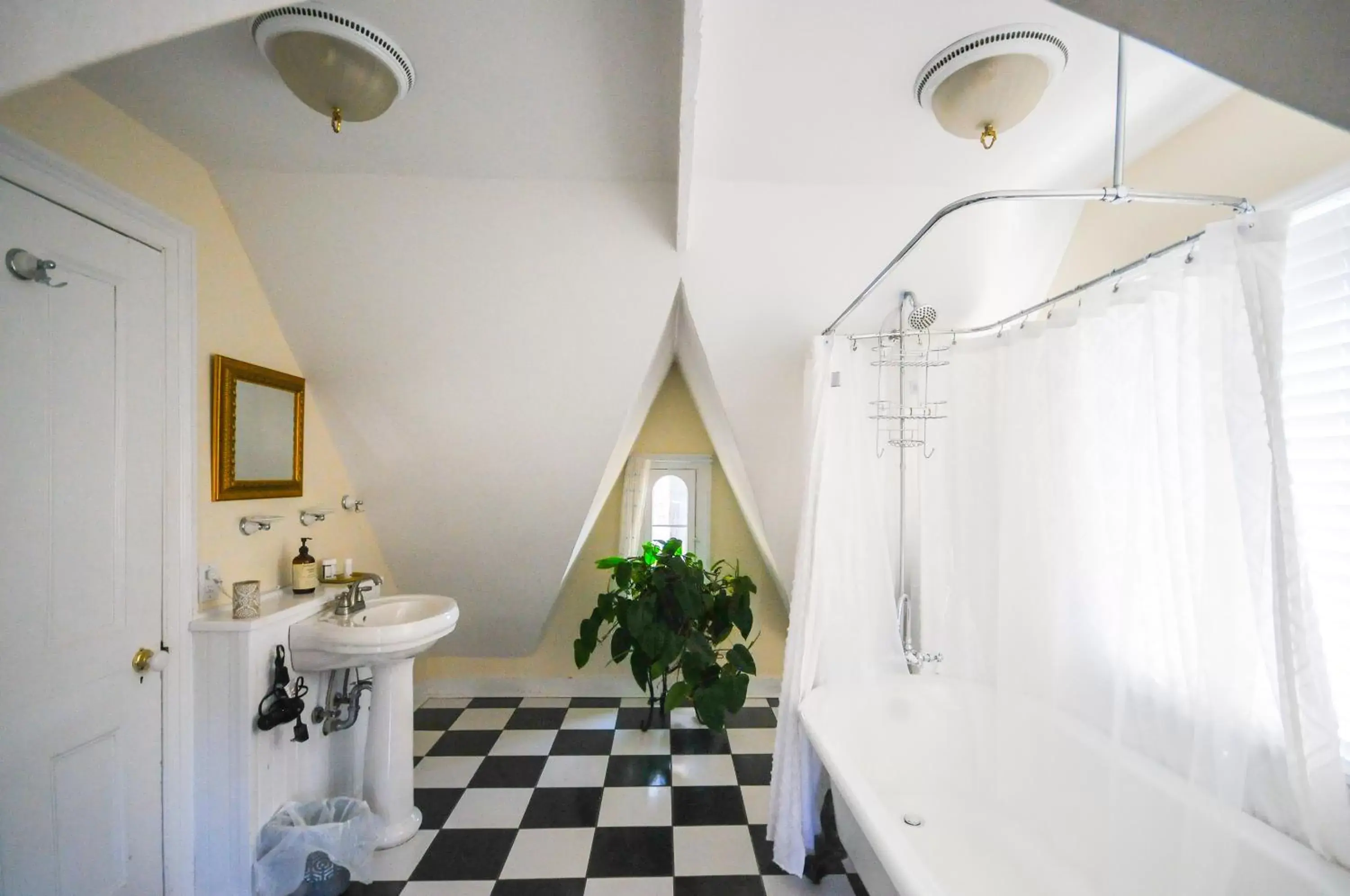 Bathroom in The Gables of Rhinebeck