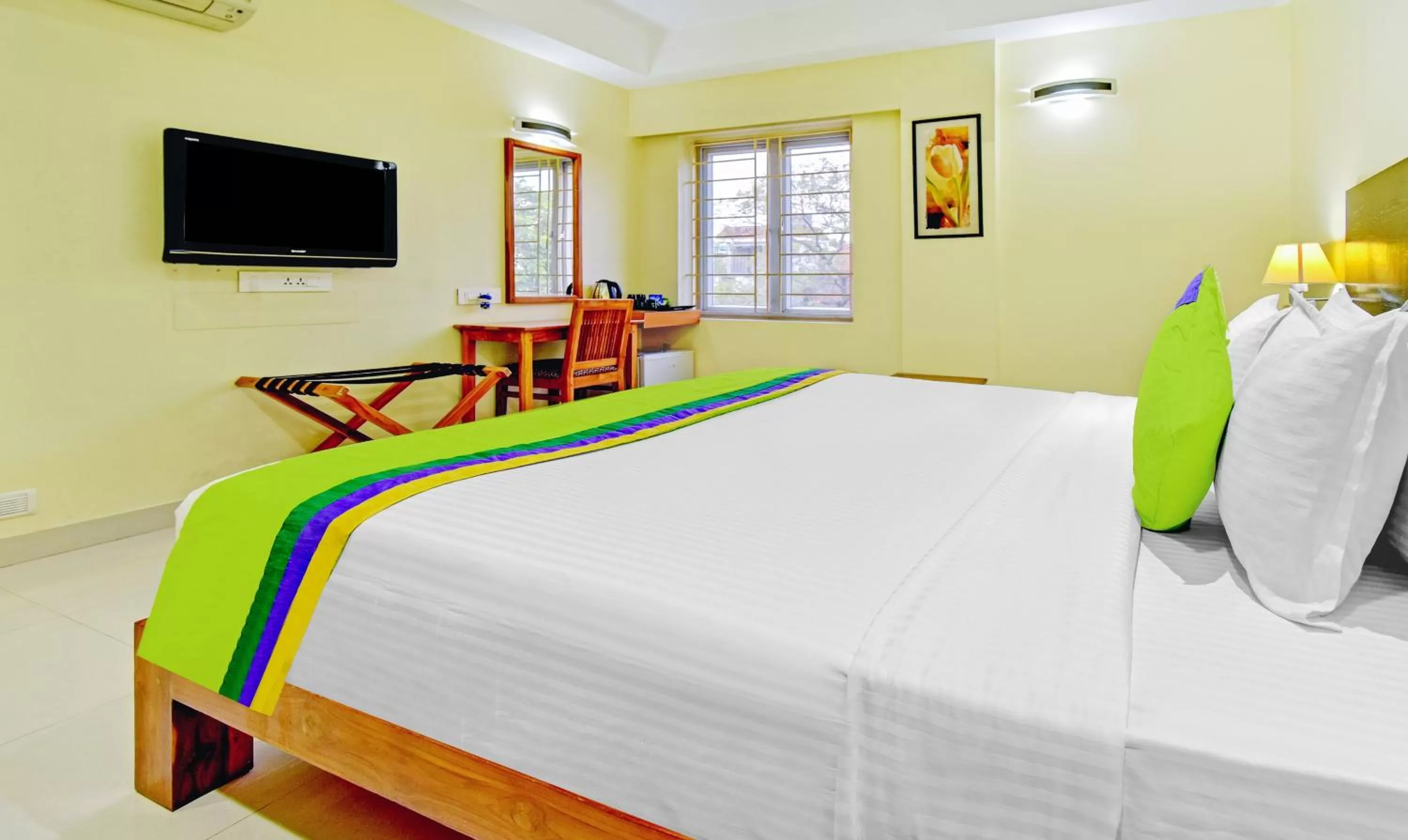 Bedroom, Bed in Treebo Vapr Guindy Ekkatuthangal