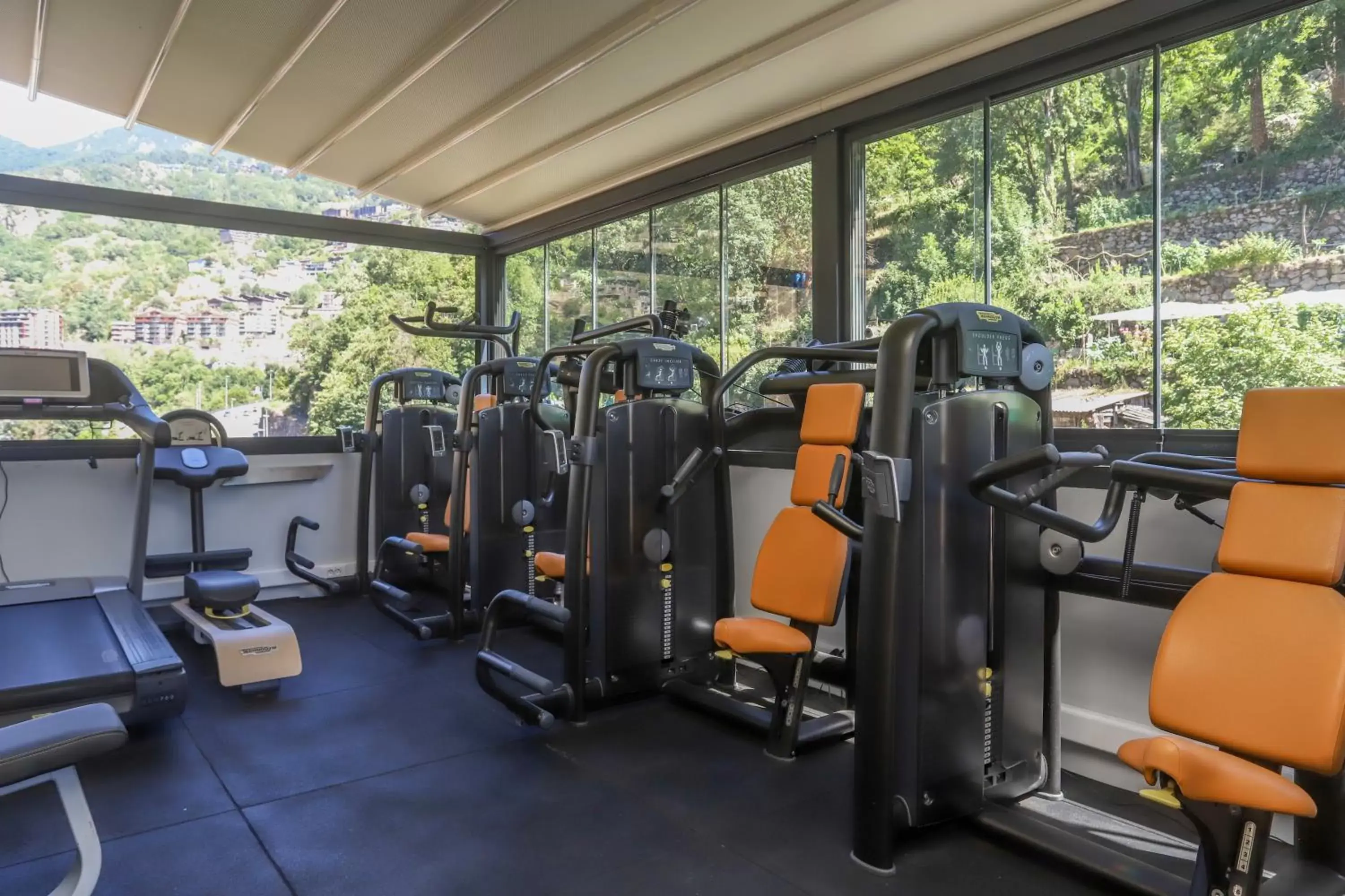 Activities, Fitness Center/Facilities in Hotel Panorama