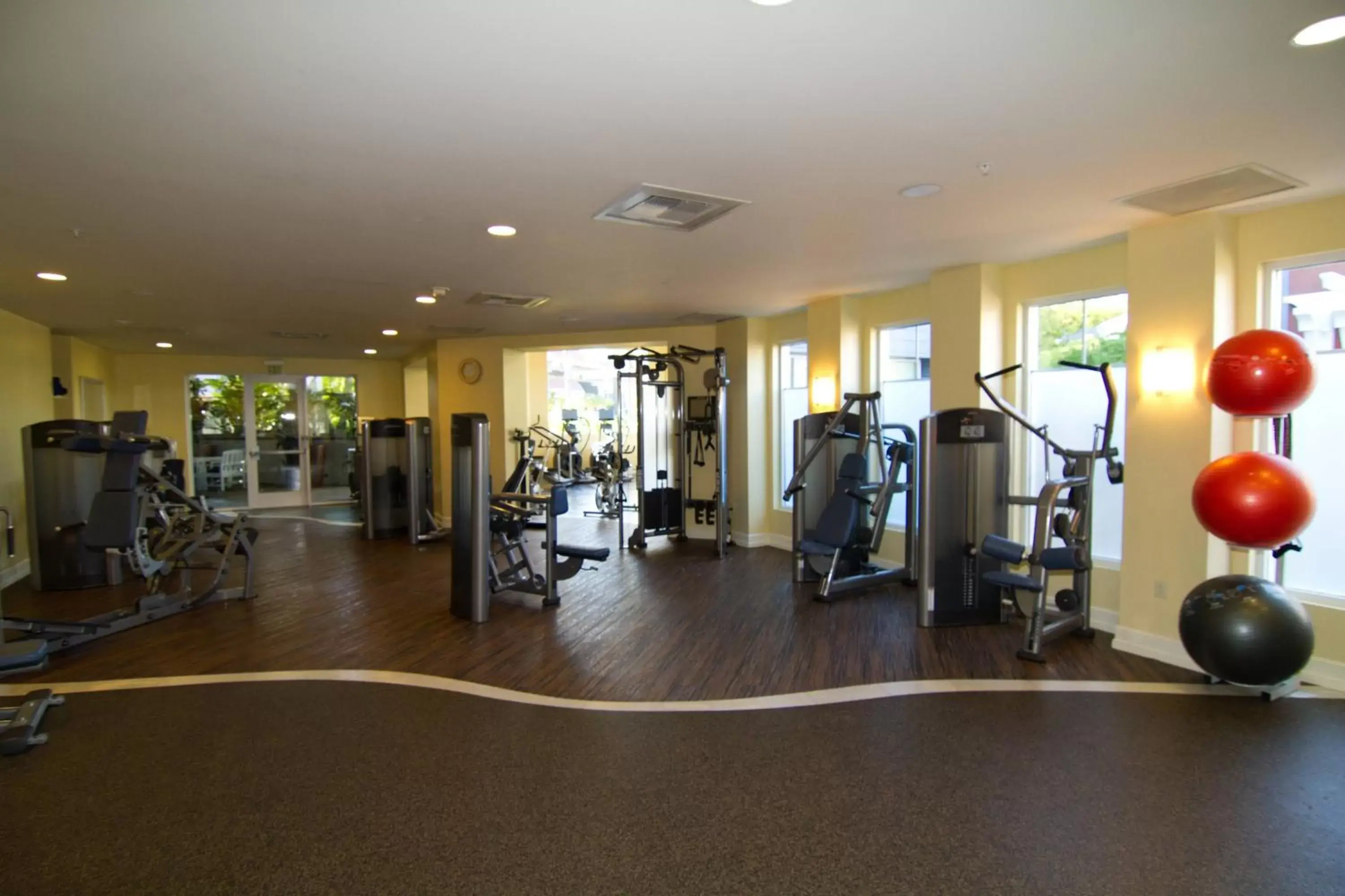 Fitness centre/facilities, Fitness Center/Facilities in Laguna Cliffs Marriott Resort & Spa