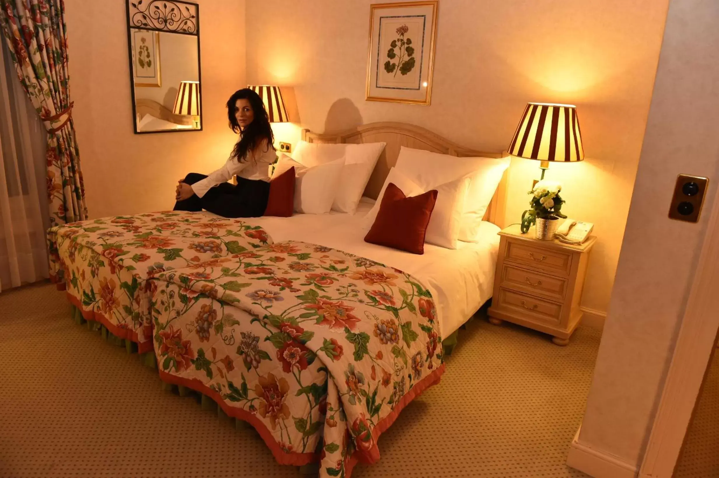 Photo of the whole room, Room Photo in Grand Hôtel du Golf & Palace