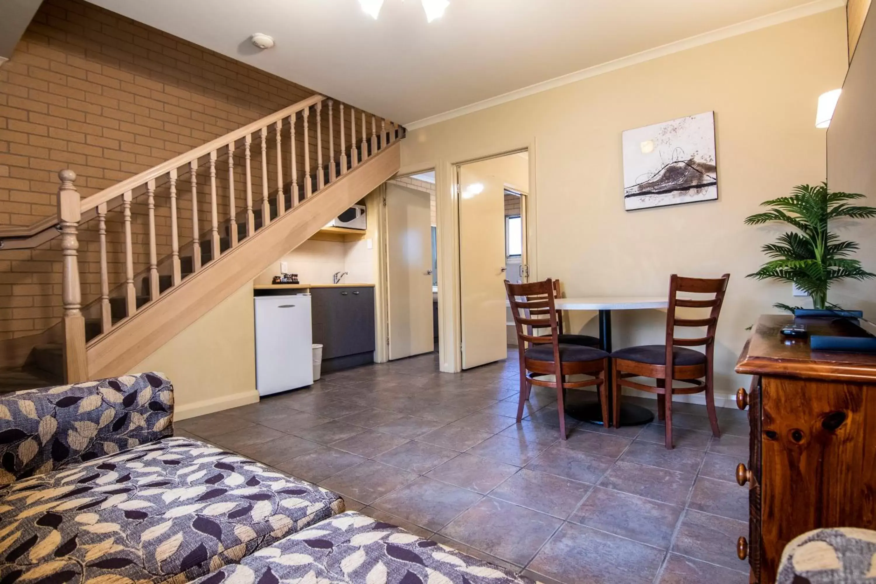 Dining Area in Albury Georgian Motel & Suites