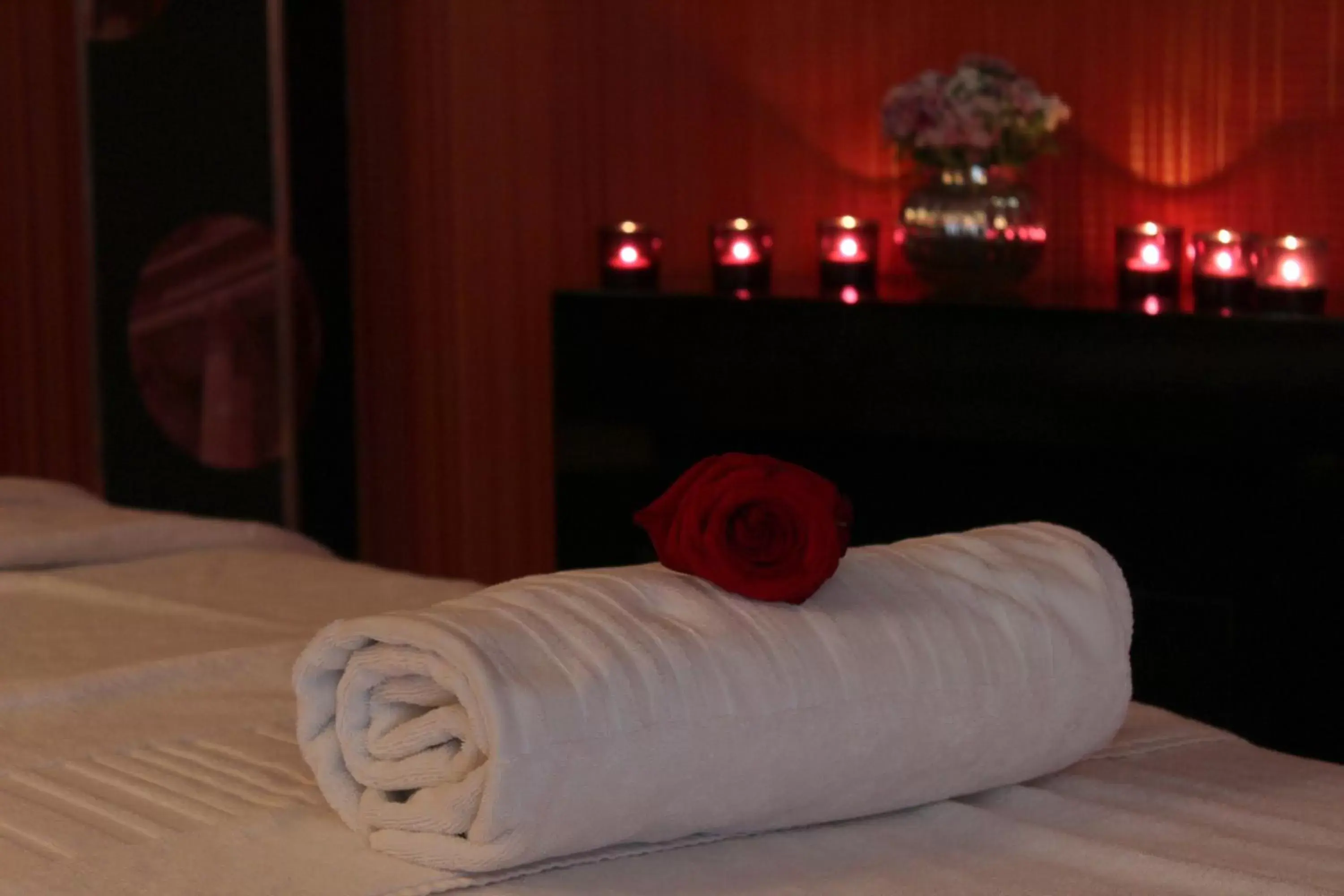 Massage in Secret de Paris - Hotel & Spa