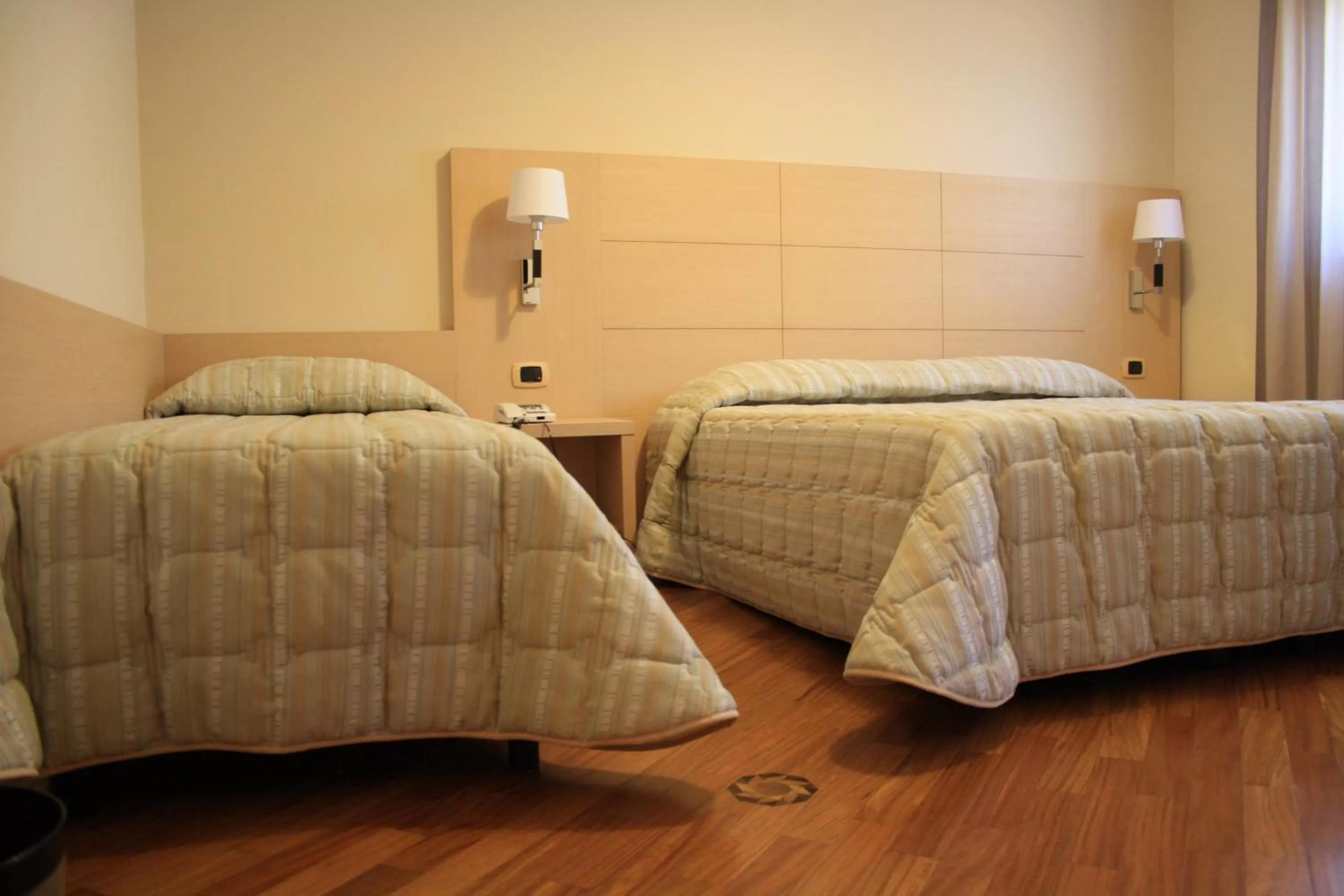 Other, Bed in Hotel Ottagono