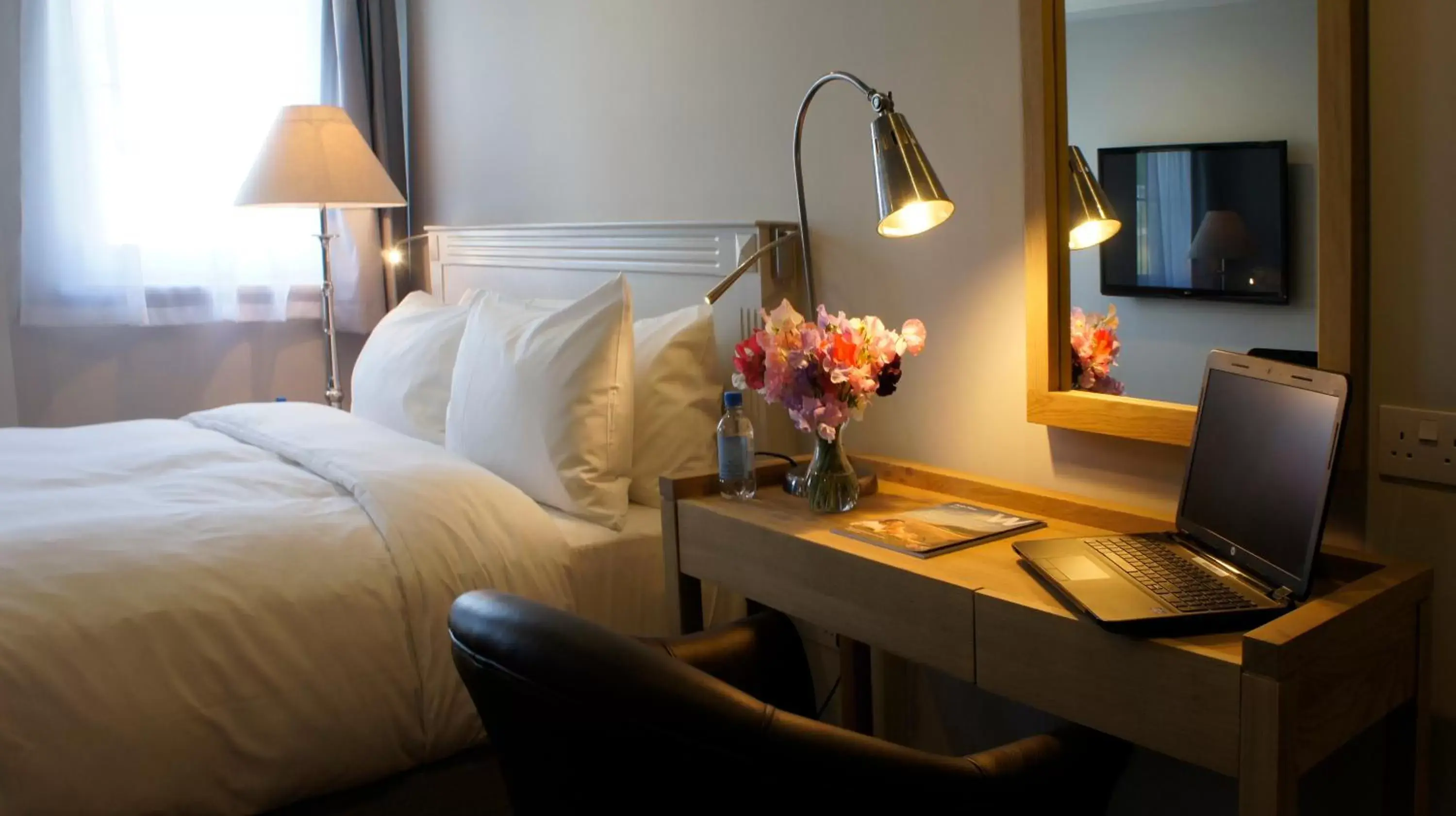 Queen Room in Abergavenny Hotel Queen Room in Abergavenny Hotel