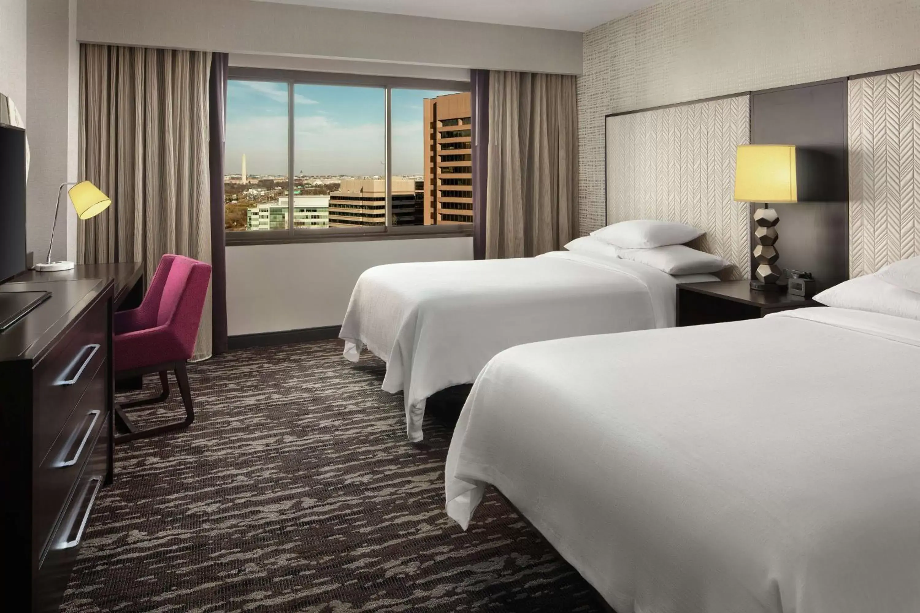 Bedroom, Bed in Embassy Suites by Hilton Crystal City National Airport Bedroom, Bed in Embassy Suites by Hilton Crystal City National Airport