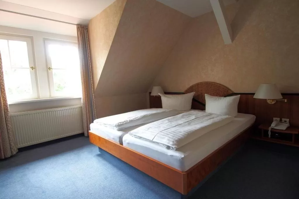 Bed in Hotel Schlossvilla Derenburg