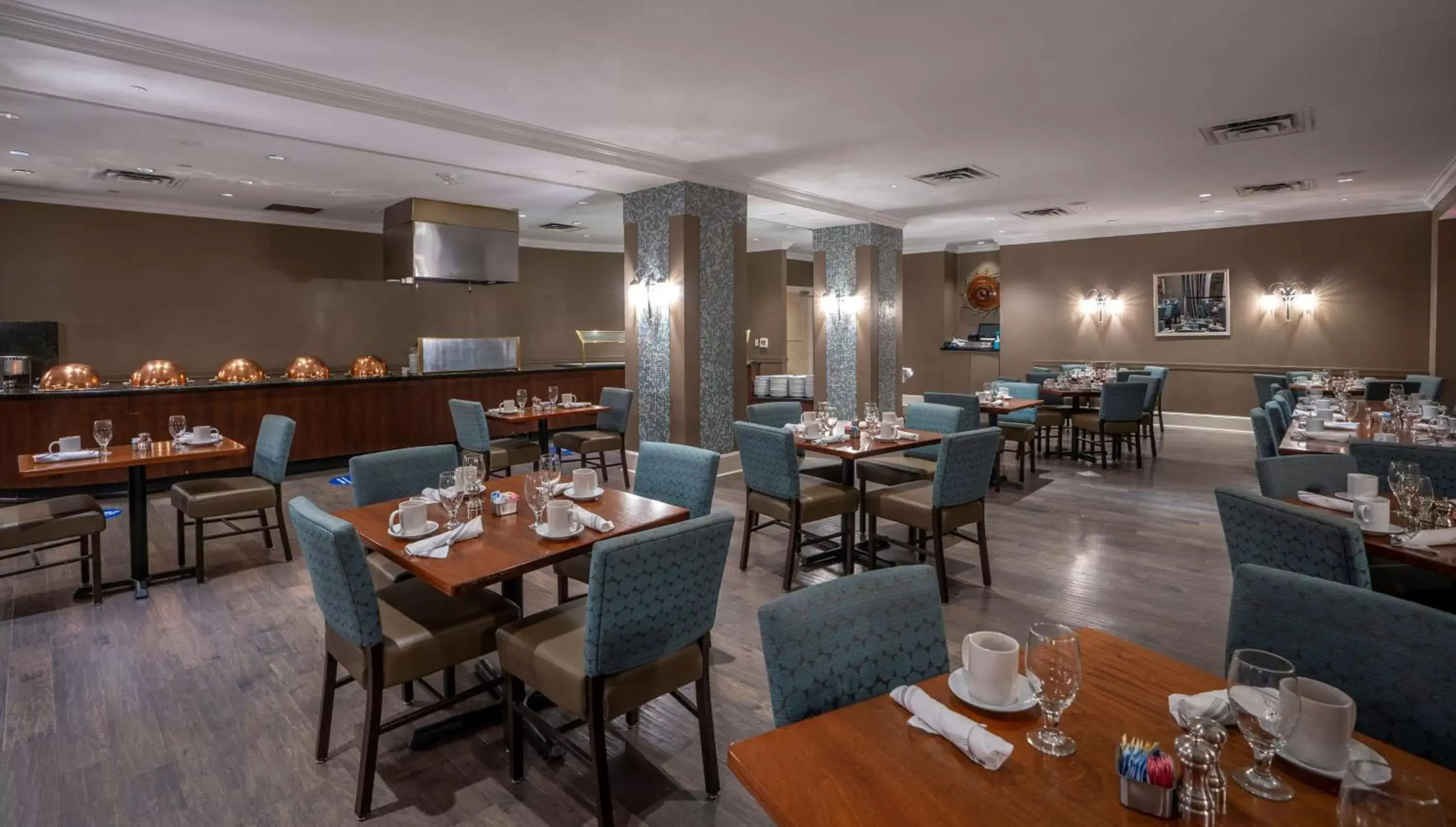 Restaurant/Places to Eat in Hilton Baton Rouge Capitol Center