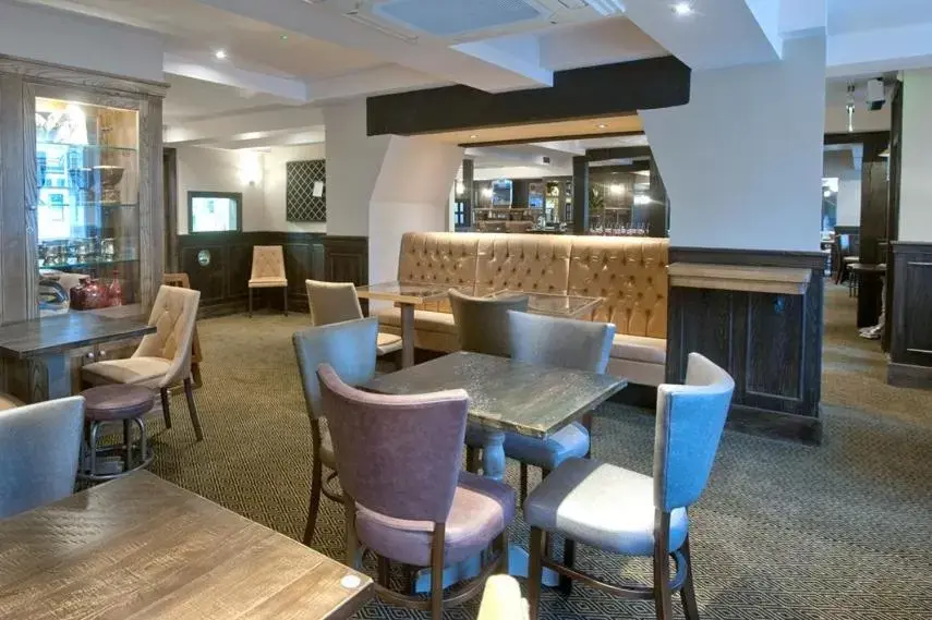 Restaurant/places to eat, Lounge/Bar in The Bath Arms Wetherspoon