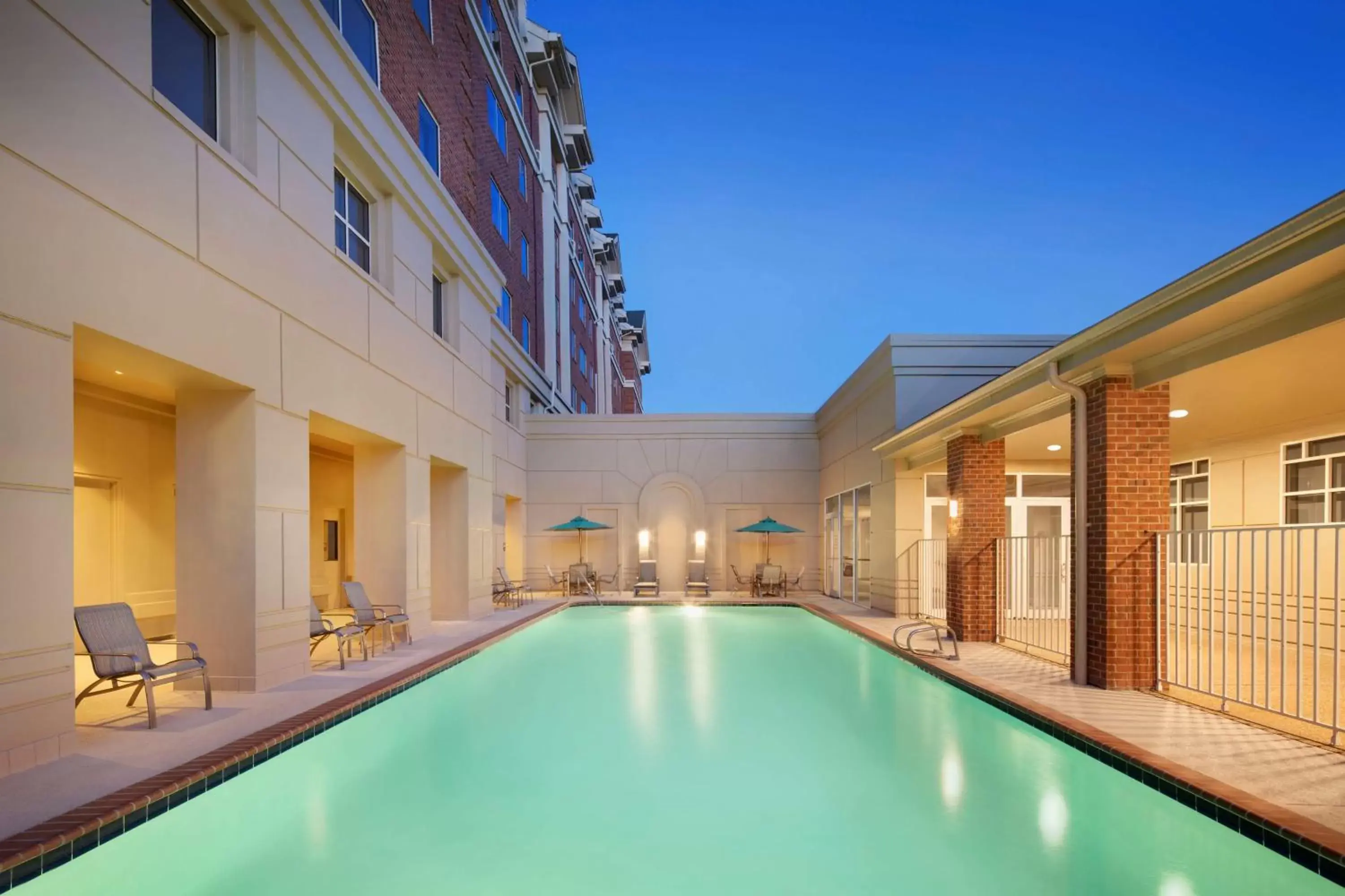 Pool view, Swimming Pool in DoubleTree by Hilton Atlanta/Roswell - Alpharetta Area
