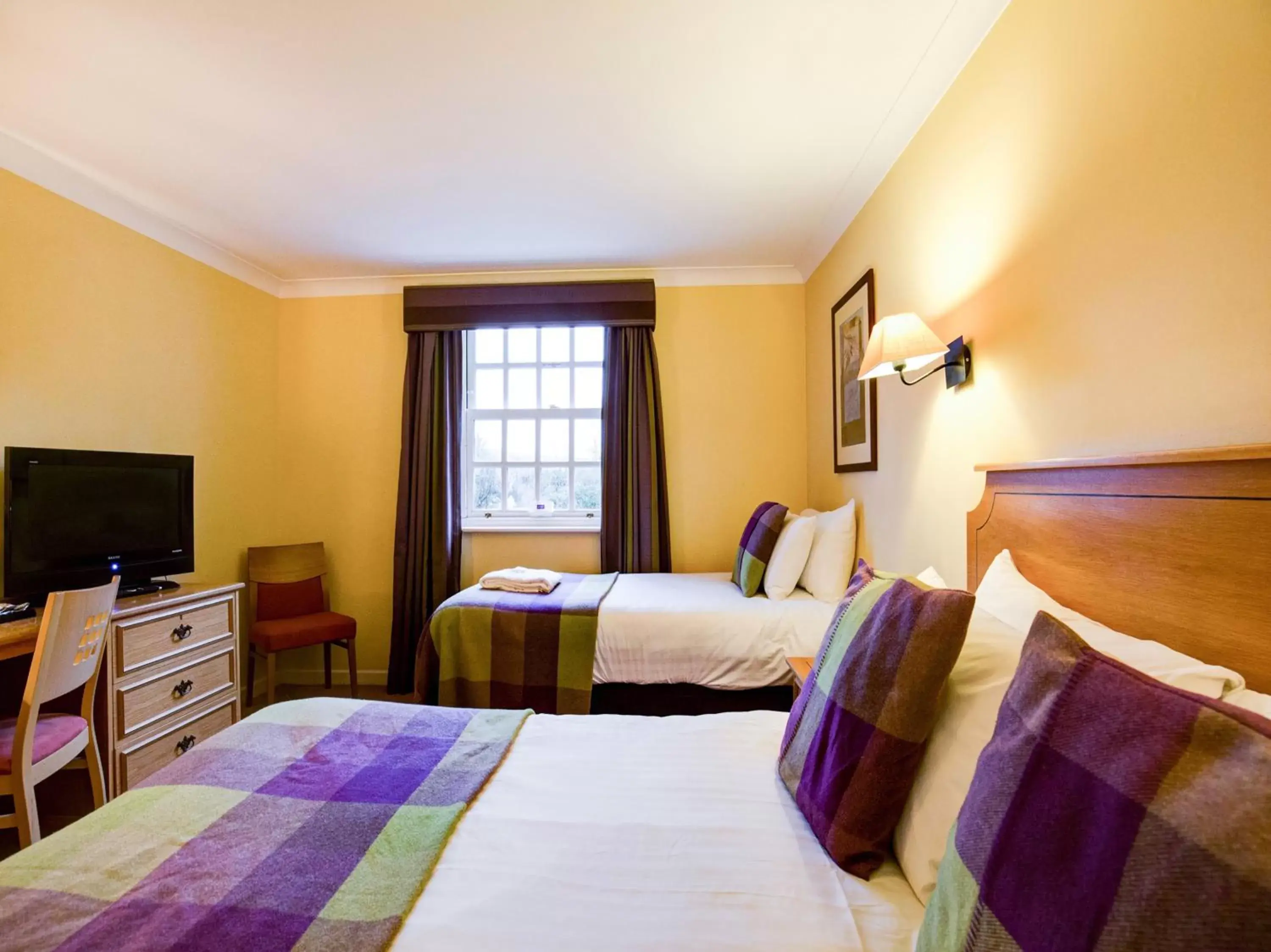 Bedroom, Bed in Barony Castle Hotel