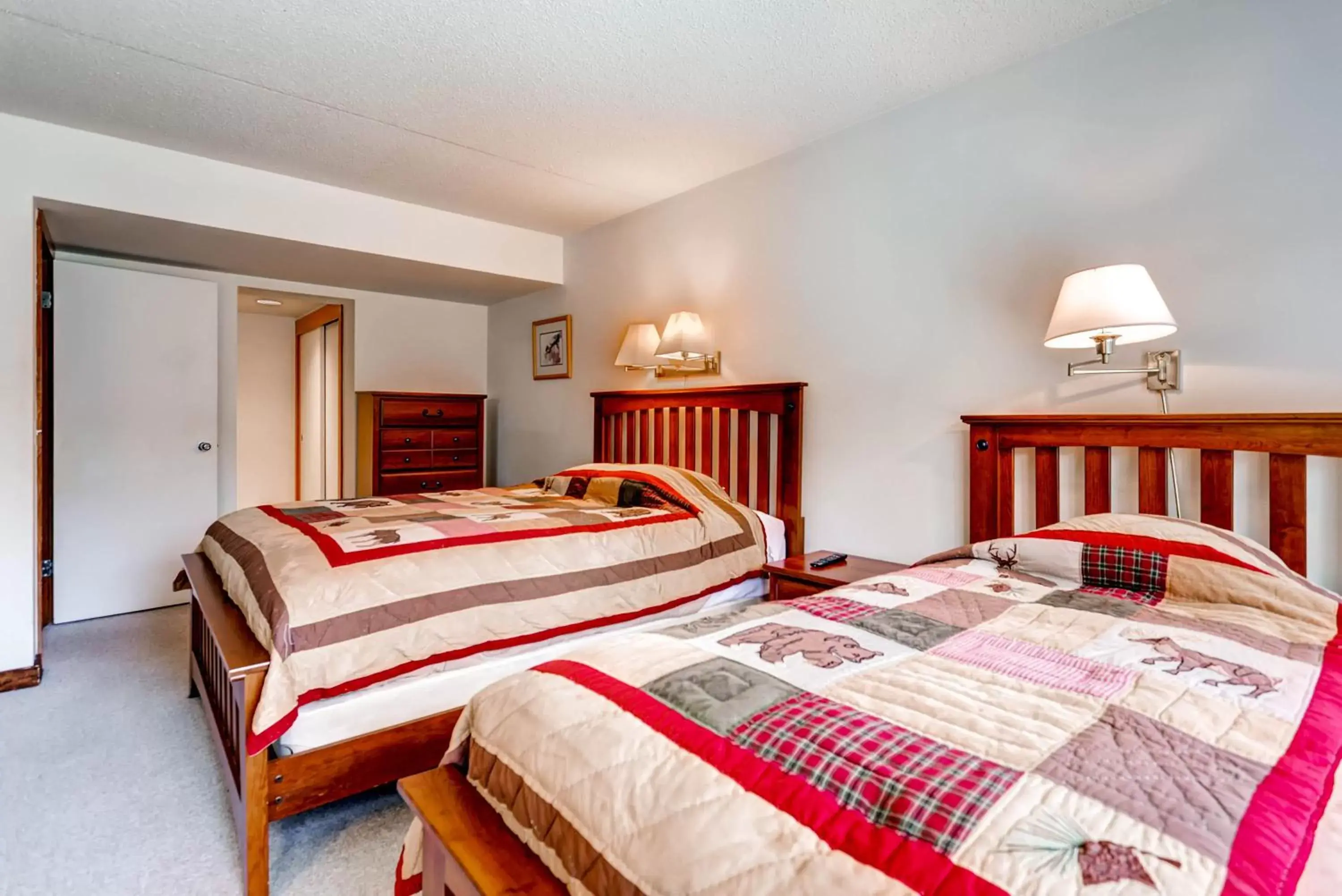 Bed in Lakeside Village by Keystone Resort