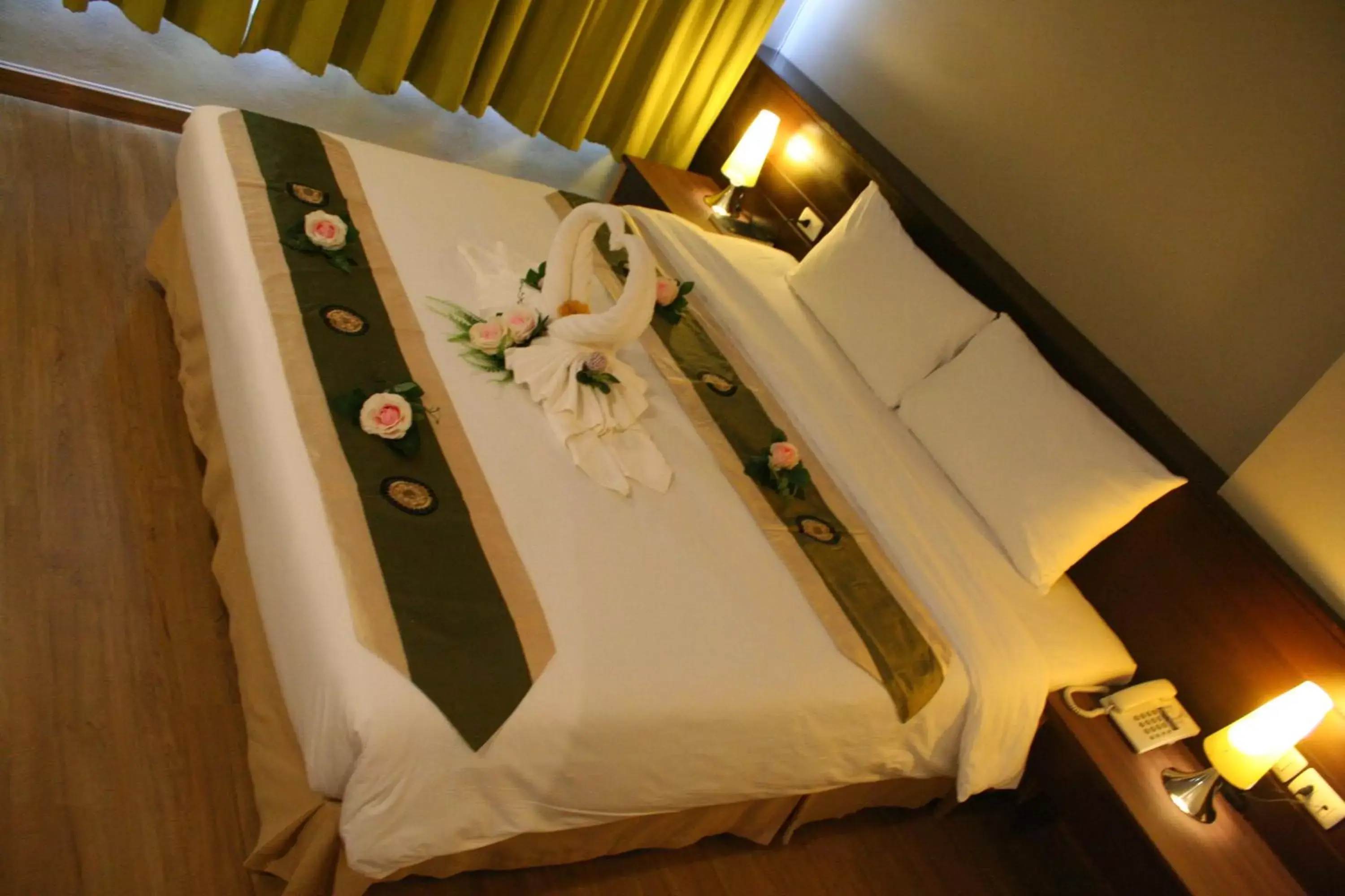 Photo of the whole room, Bed in Aloha Hatyai Hotel